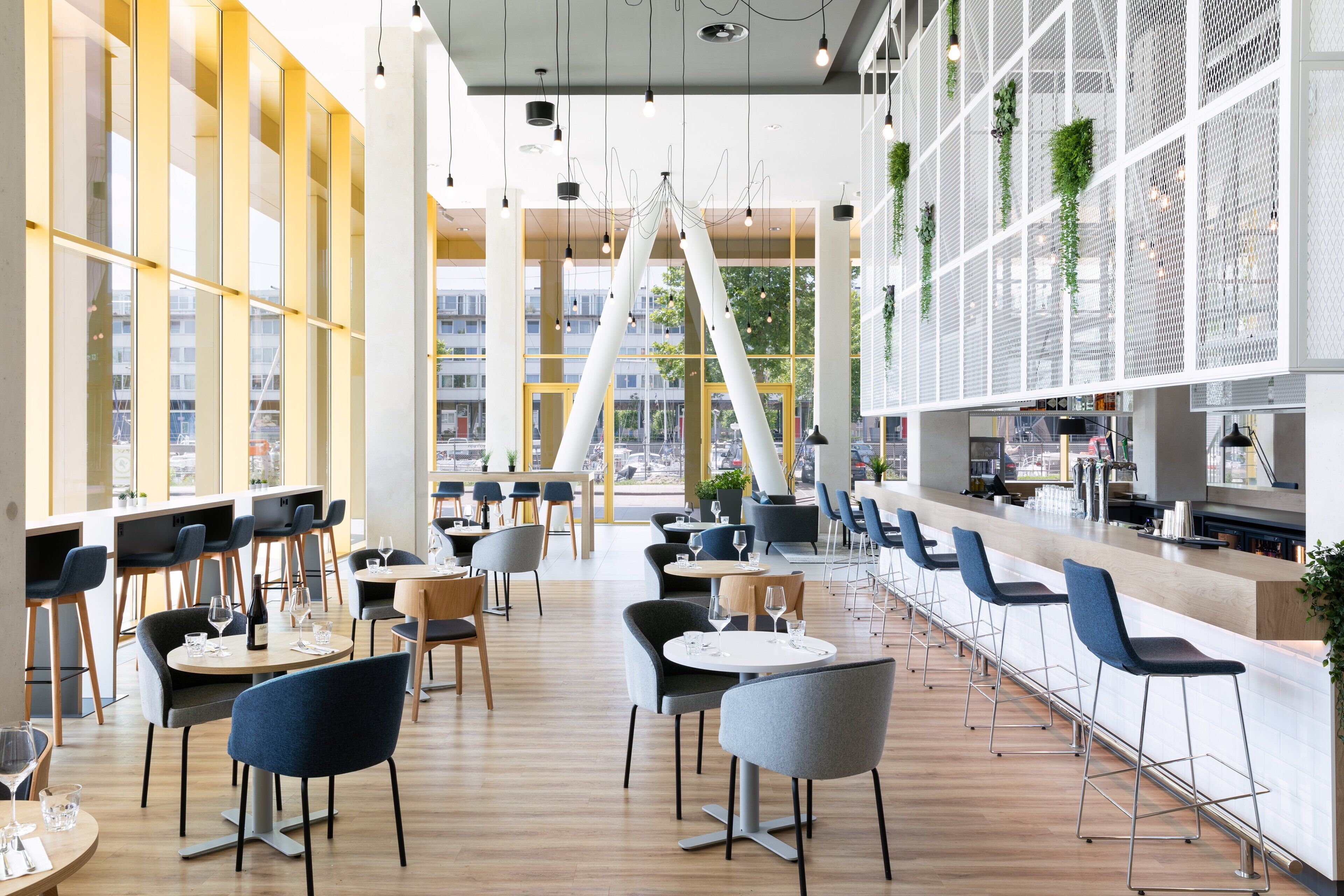 Holiday Inn Express Amsterdam - North Riverside Holiday Inn Express Amsterdam - North Riverside