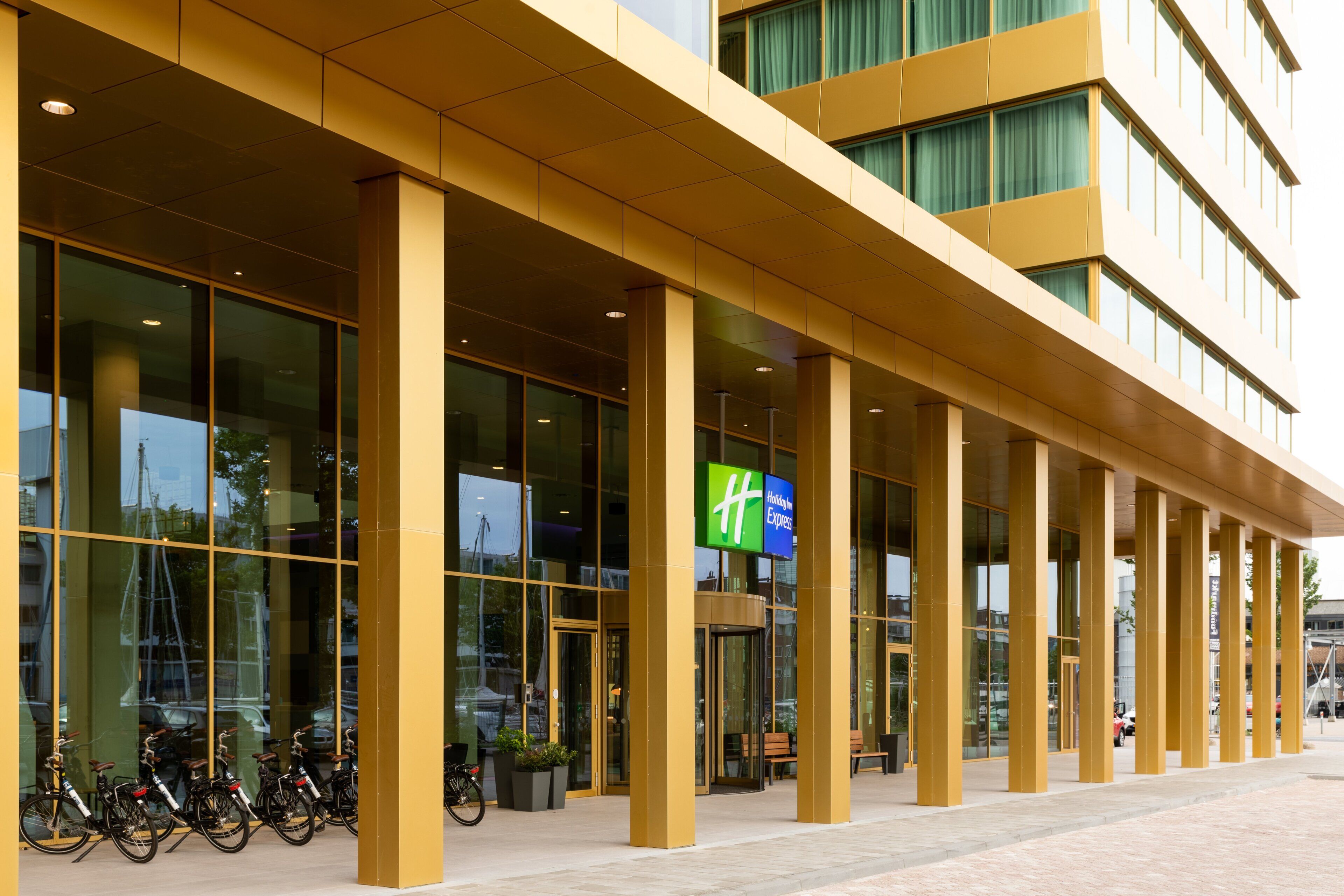 Holiday Inn Express Amsterdam - North Riverside Holiday Inn Express Amsterdam - North Riverside