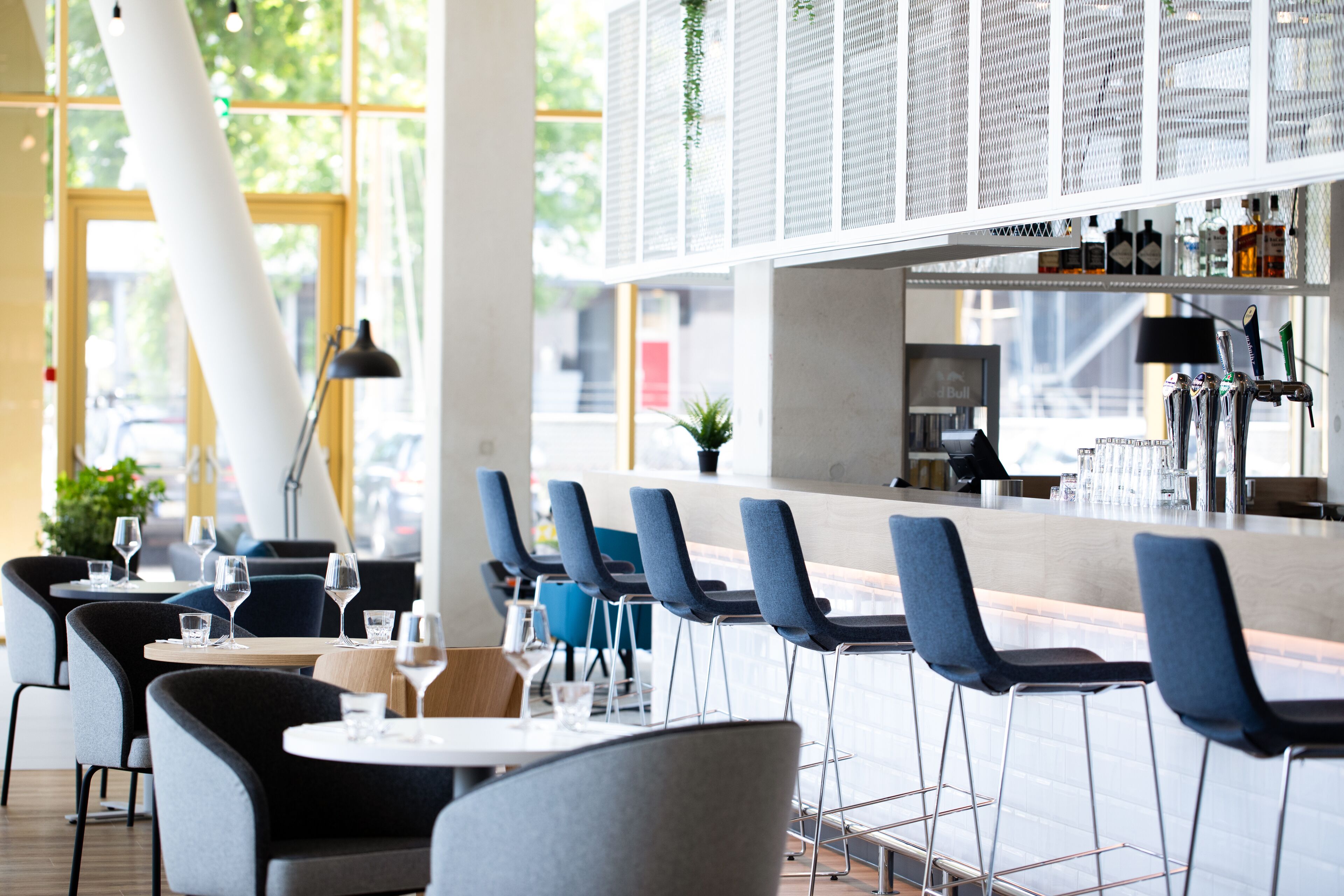 Holiday Inn Express Amsterdam - North Riverside Holiday Inn Express Amsterdam - North Riverside