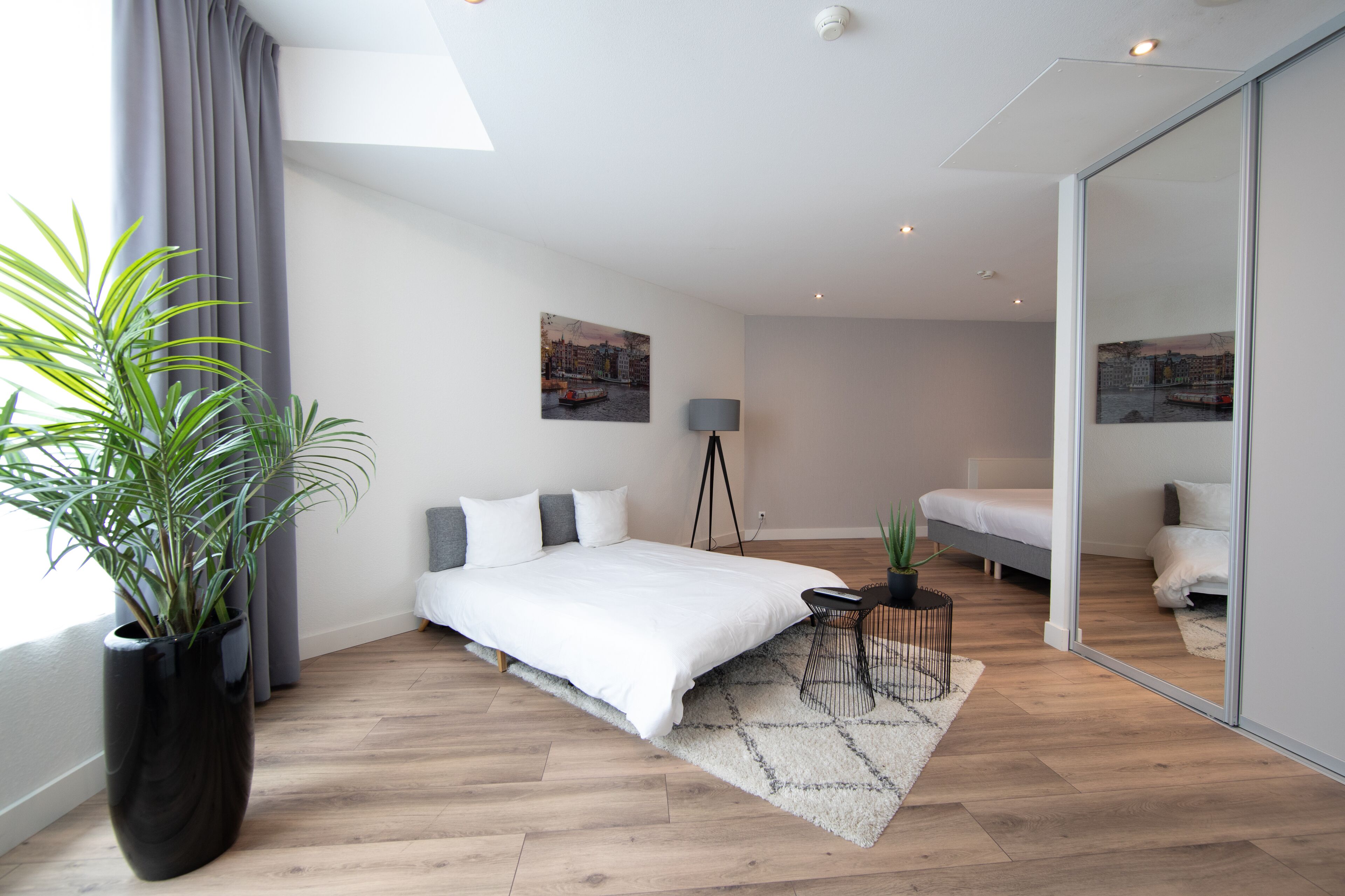 Hotel2Stay Hotel2Stay