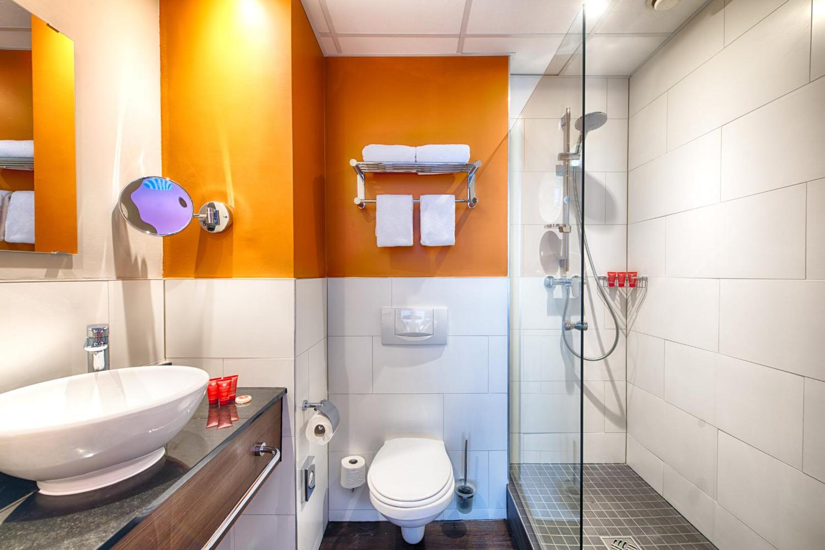 Leonardo Hotel Amsterdam City Center Leonardo Hotel Amsterdam City Center