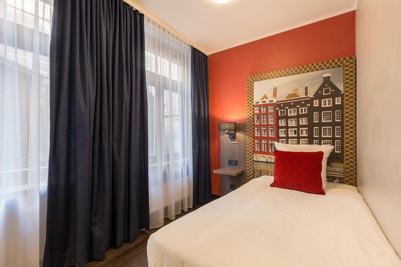 Leonardo Hotel Amsterdam City Center Leonardo Hotel Amsterdam City Center