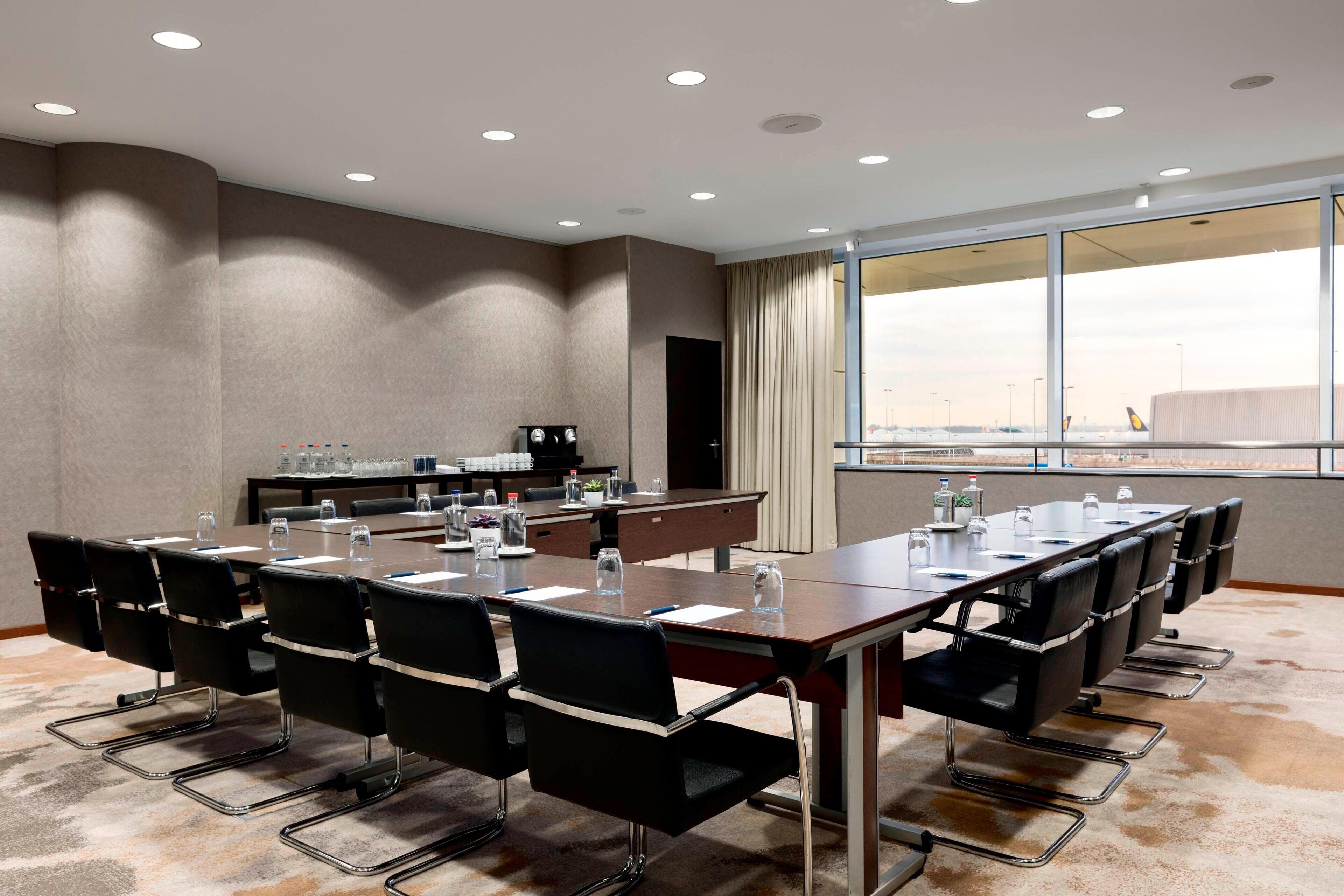 Sheraton Amsterdam Airport Hotel and Conference Center Sheraton Amsterdam Airport Hotel and Conference Center
