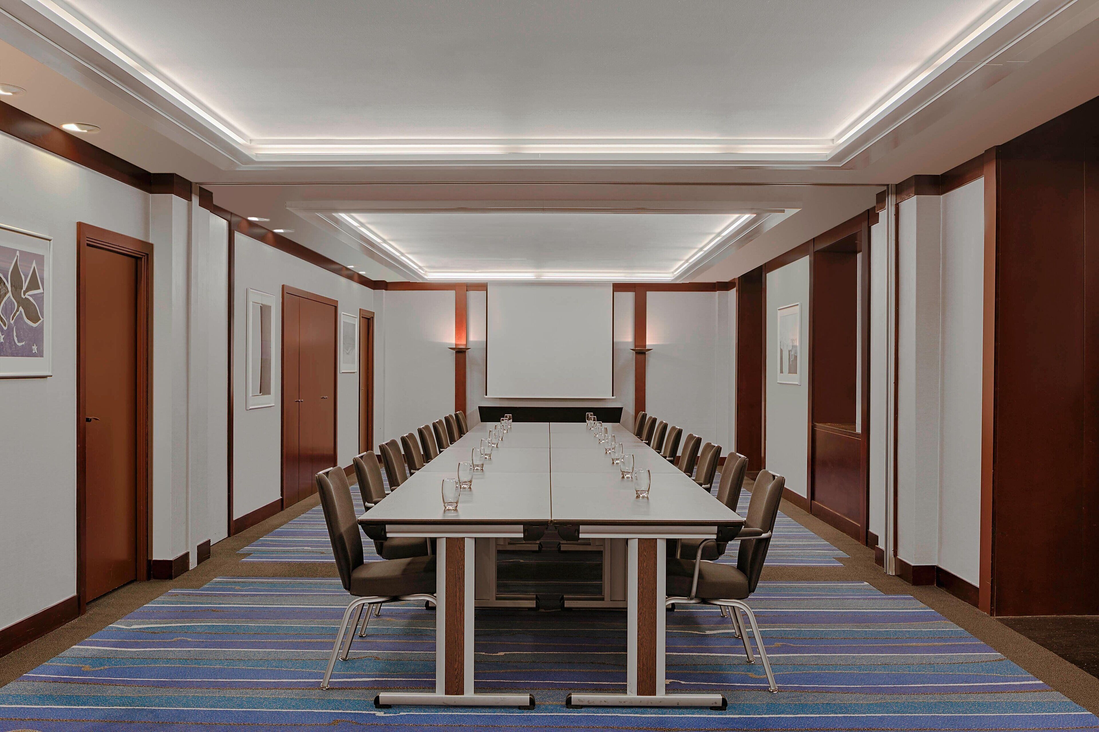 Sheraton Amsterdam Airport Hotel and Conference Center Sheraton Amsterdam Airport Hotel and Conference Center