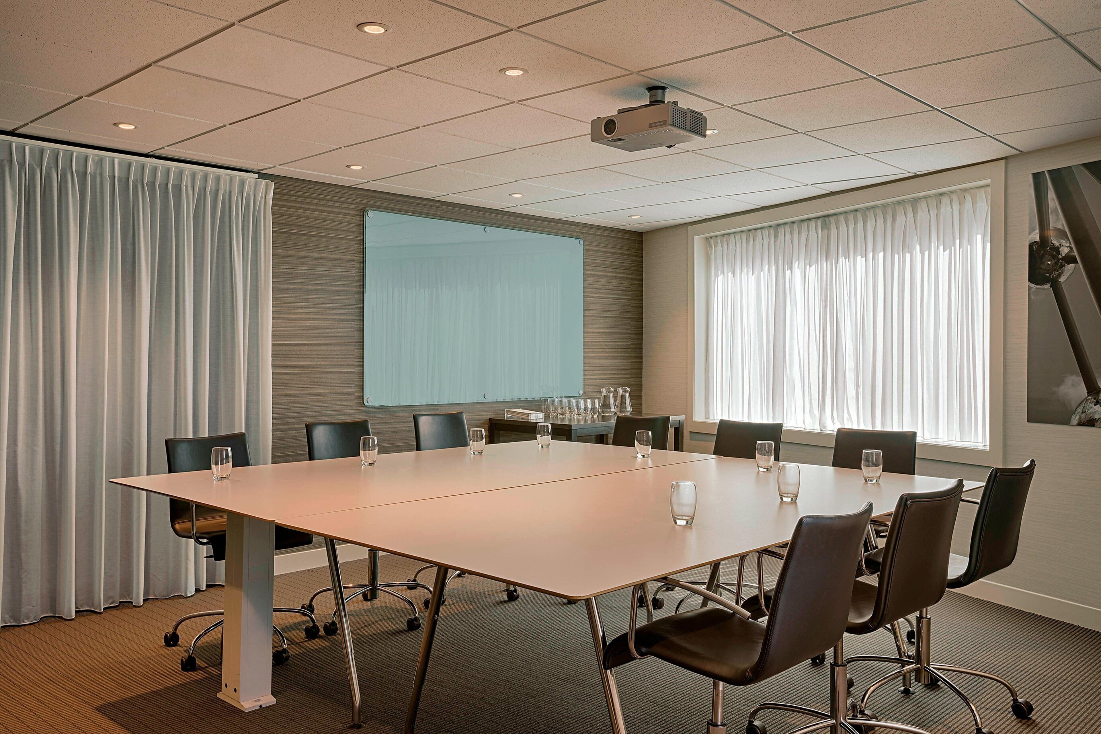 Sheraton Amsterdam Airport Hotel and Conference Center Sheraton Amsterdam Airport Hotel and Conference Center