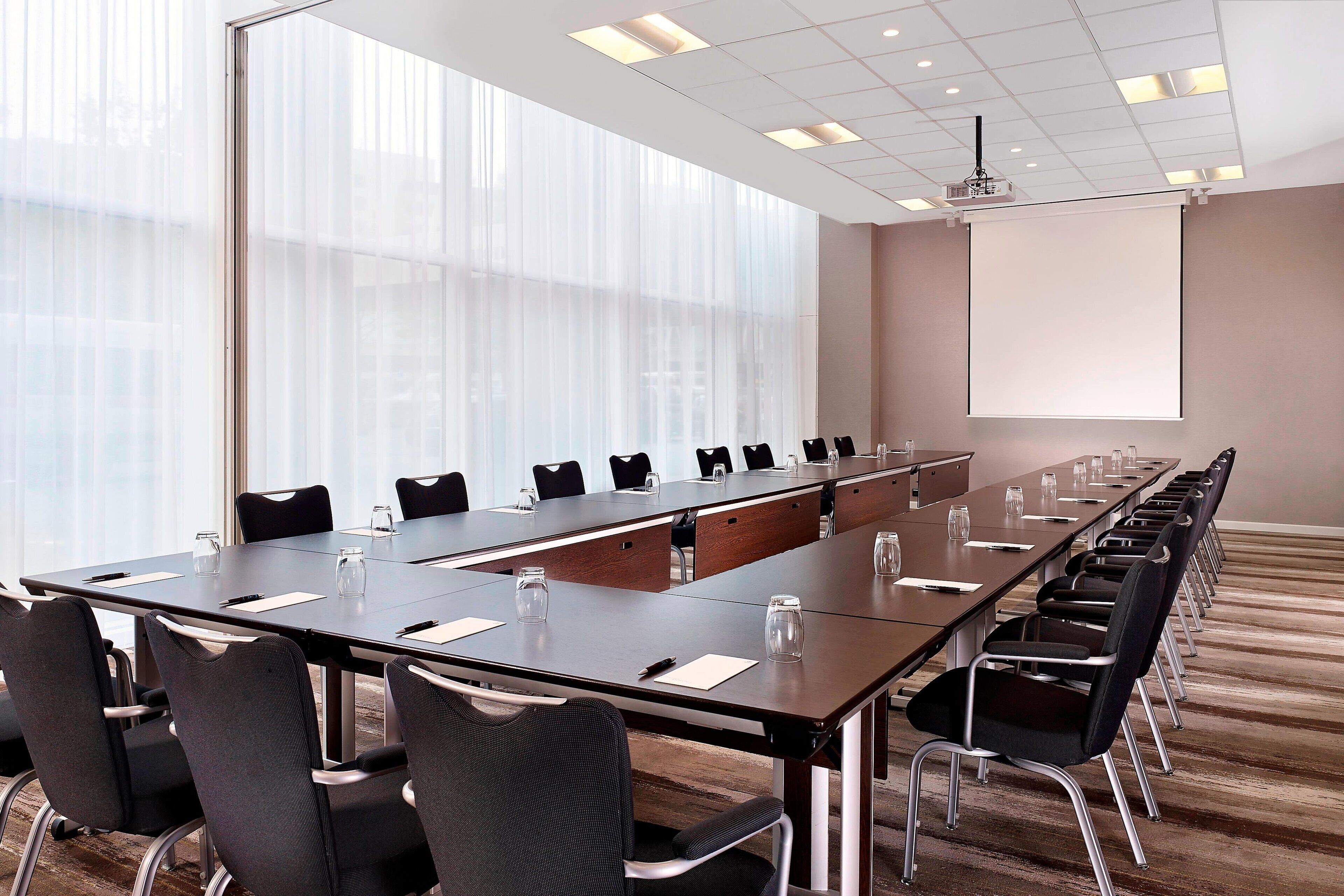 Sheraton Amsterdam Airport Hotel and Conference Center Sheraton Amsterdam Airport Hotel and Conference Center