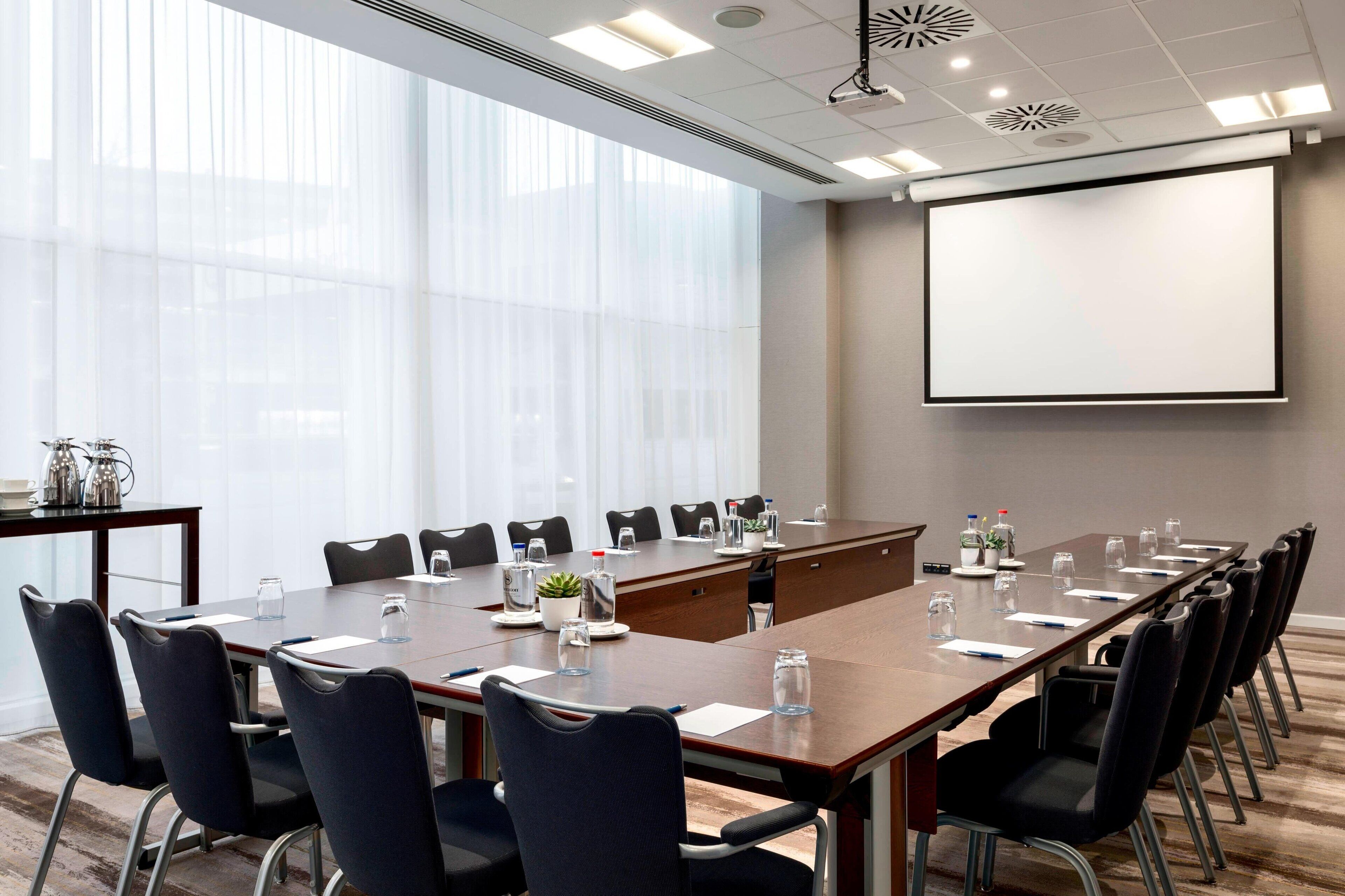 Sheraton Amsterdam Airport Hotel and Conference Center Sheraton Amsterdam Airport Hotel and Conference Center