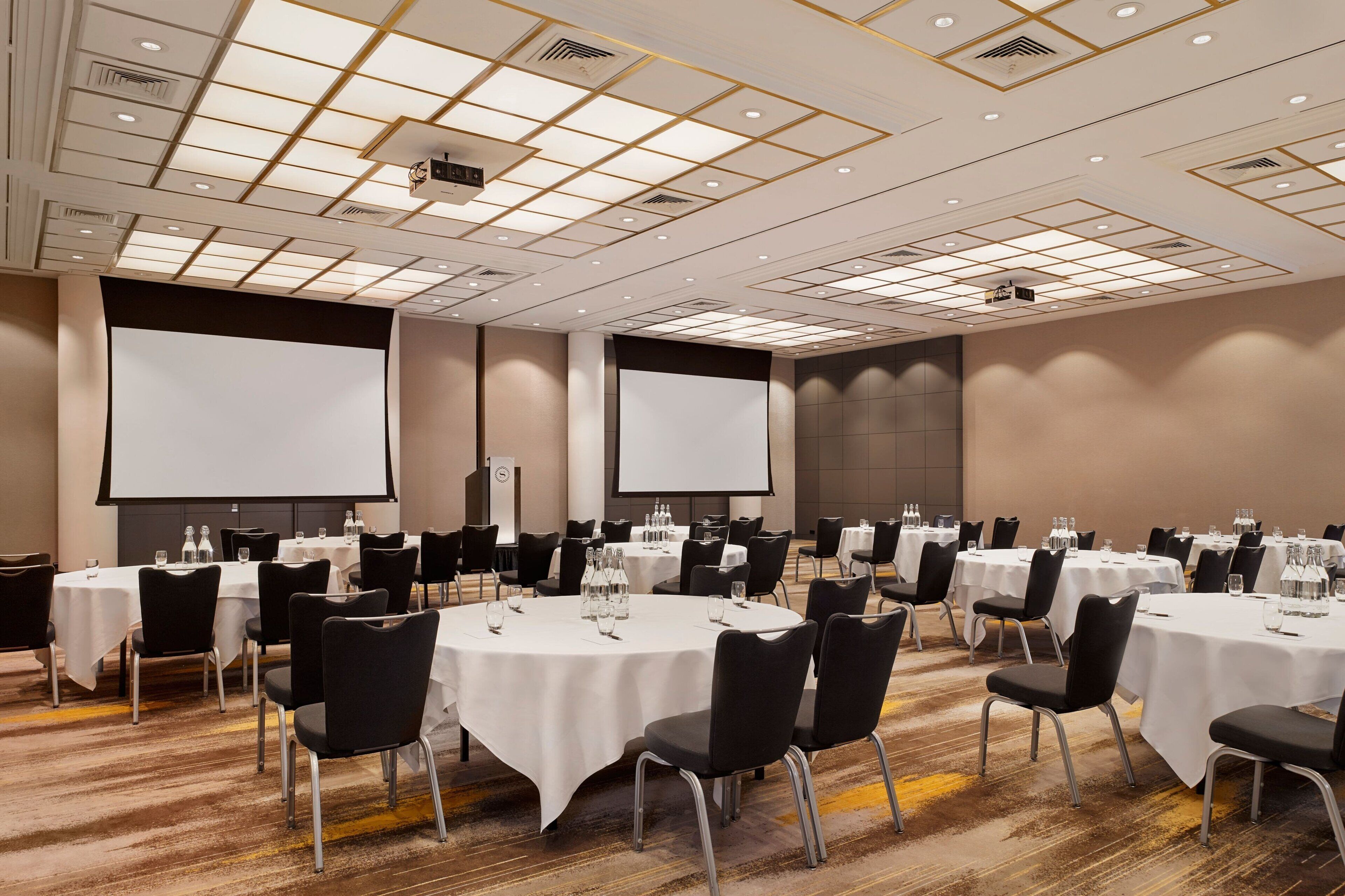 Sheraton Amsterdam Airport Hotel and Conference Center Sheraton Amsterdam Airport Hotel and Conference Center