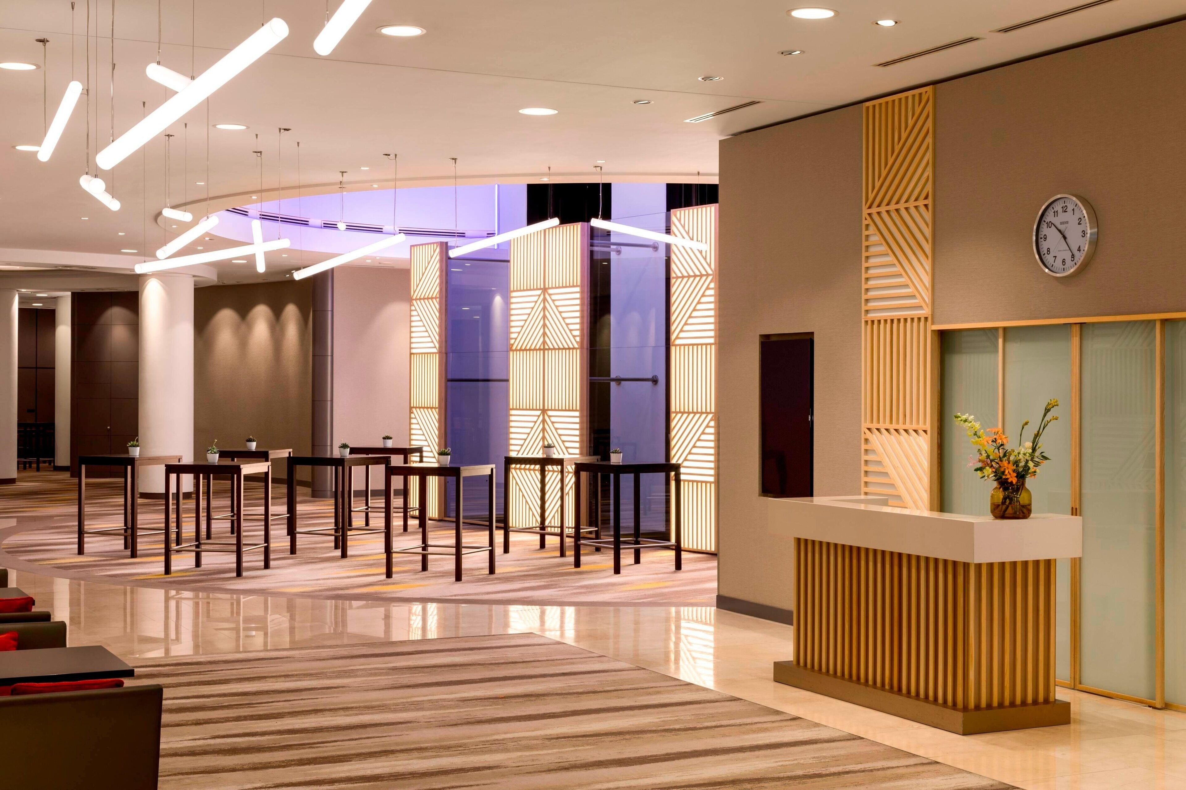 Sheraton Amsterdam Airport Hotel and Conference Center Sheraton Amsterdam Airport Hotel and Conference Center