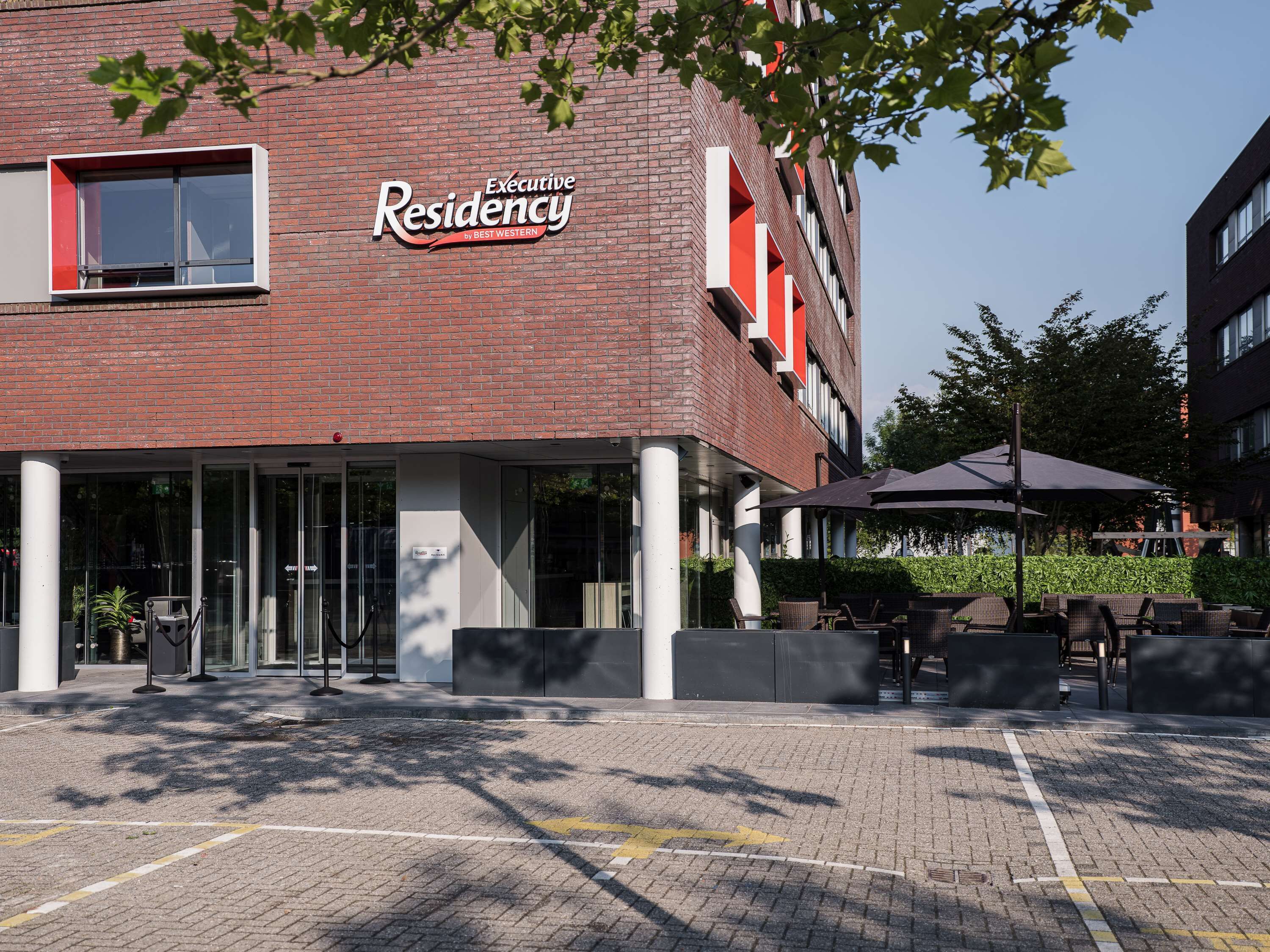 Executive Residency by Best Western Amsterdam Airport Executive Residency by Best Western Amsterdam Airport