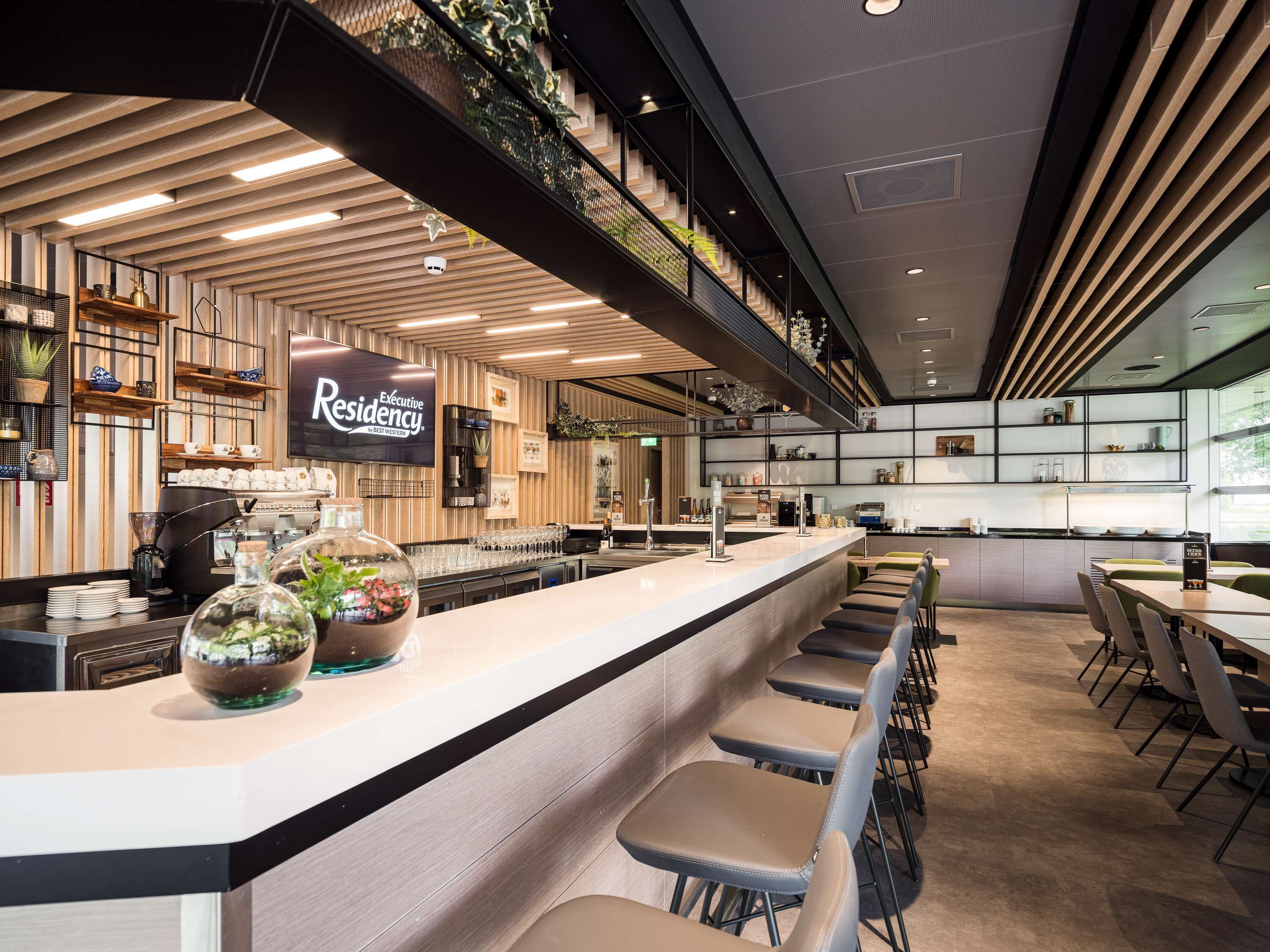 Executive Residency by Best Western Amsterdam Airport Executive Residency by Best Western Amsterdam Airport