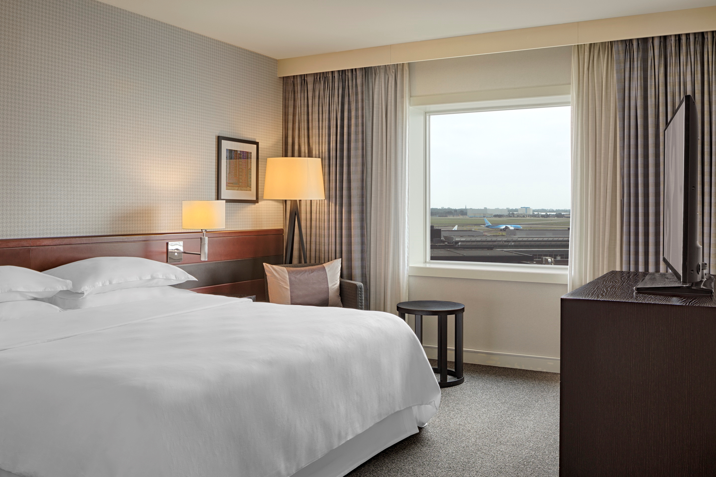 Sheraton Amsterdam Airport Hotel and Conference Center Sheraton Amsterdam Airport Hotel and Conference Center