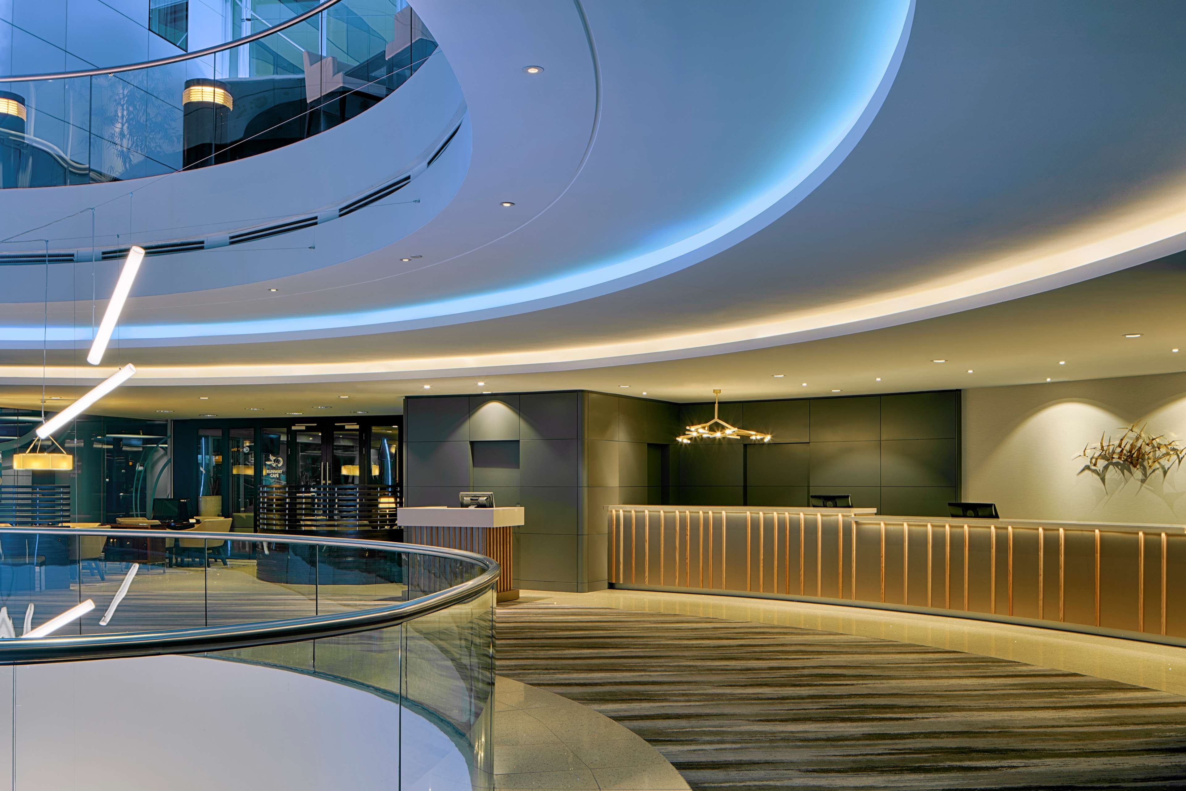 Sheraton Amsterdam Airport Hotel and Conference Center Sheraton Amsterdam Airport Hotel and Conference Center