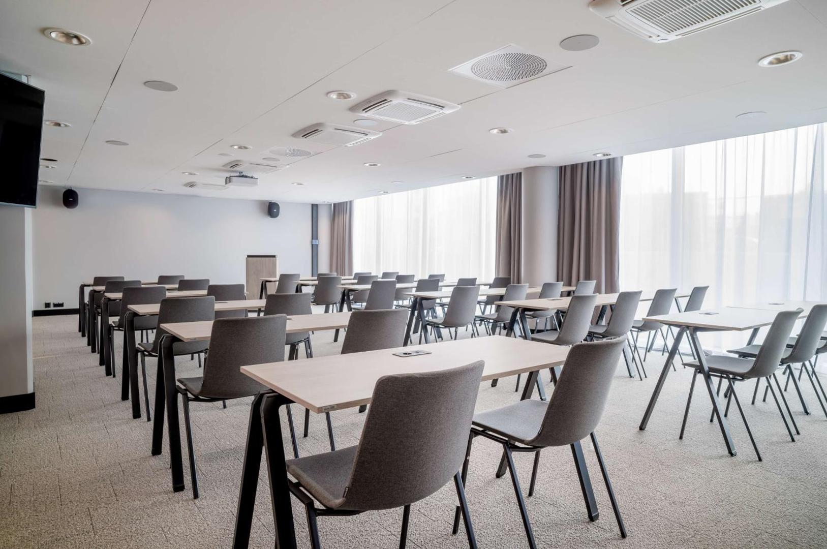 Radisson Hotel & Conference Centre Oslo Airport Radisson Hotel & Conference Centre Oslo Airport