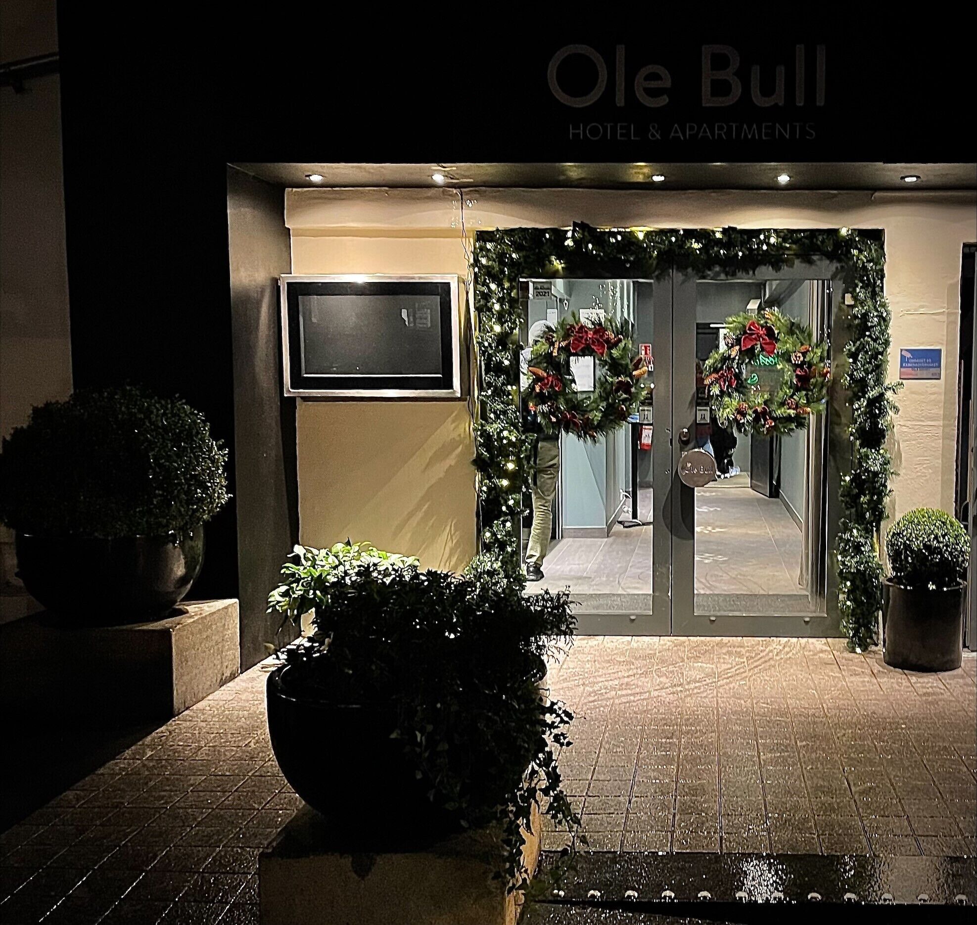 Ole Bull Hotel & Apartments Ole Bull Hotel & Apartments