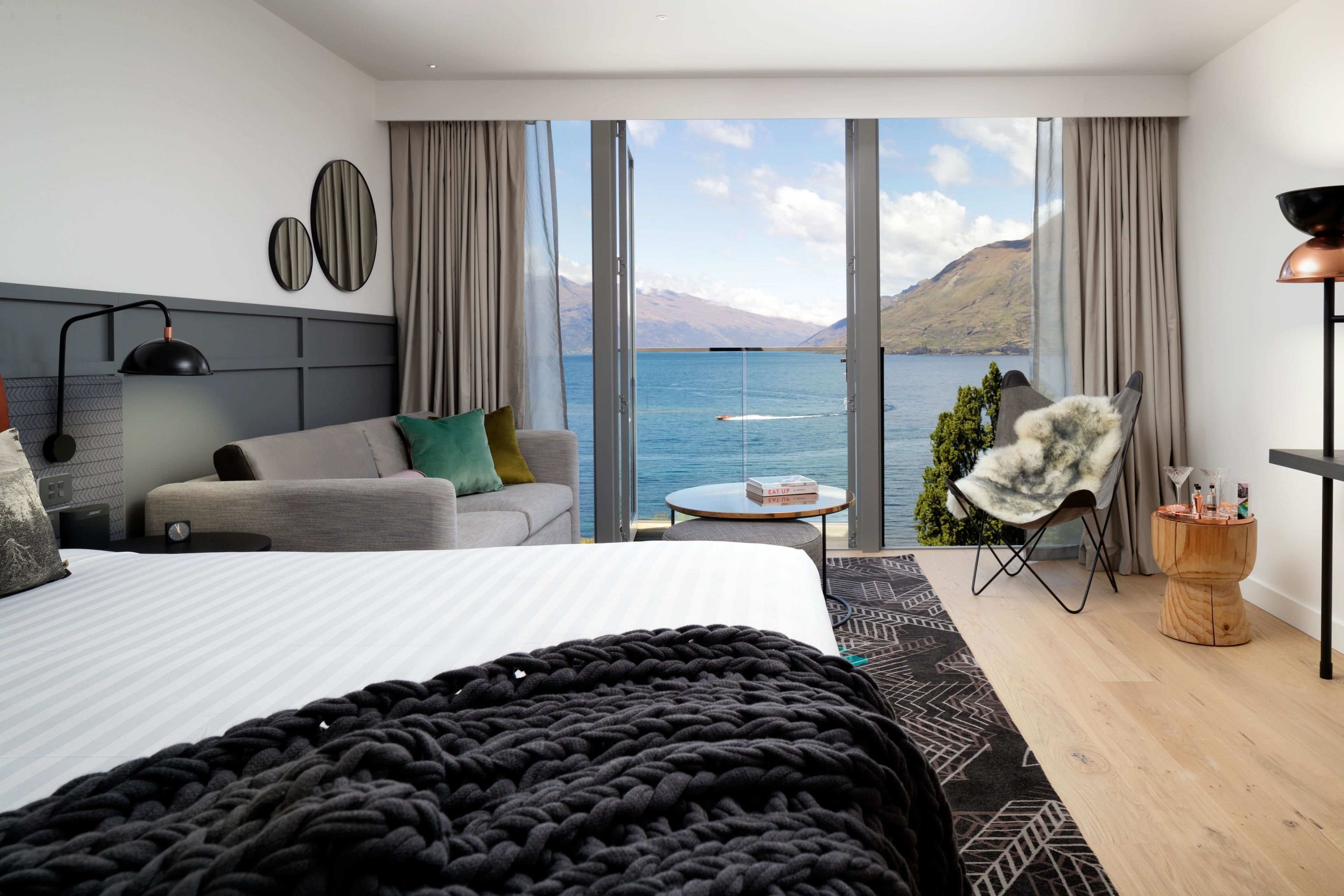 QT Queenstown QT Queenstown