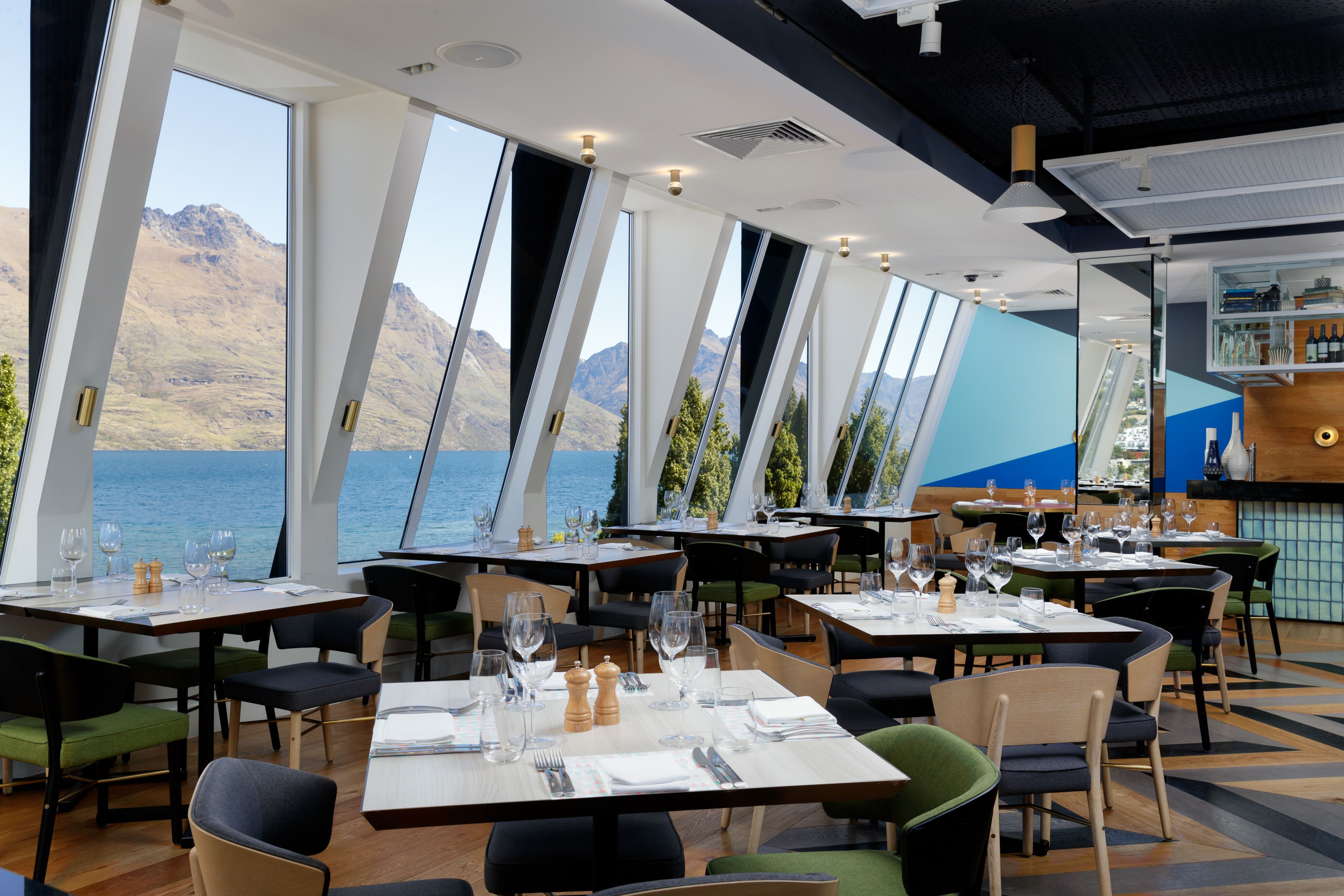 QT Queenstown QT Queenstown