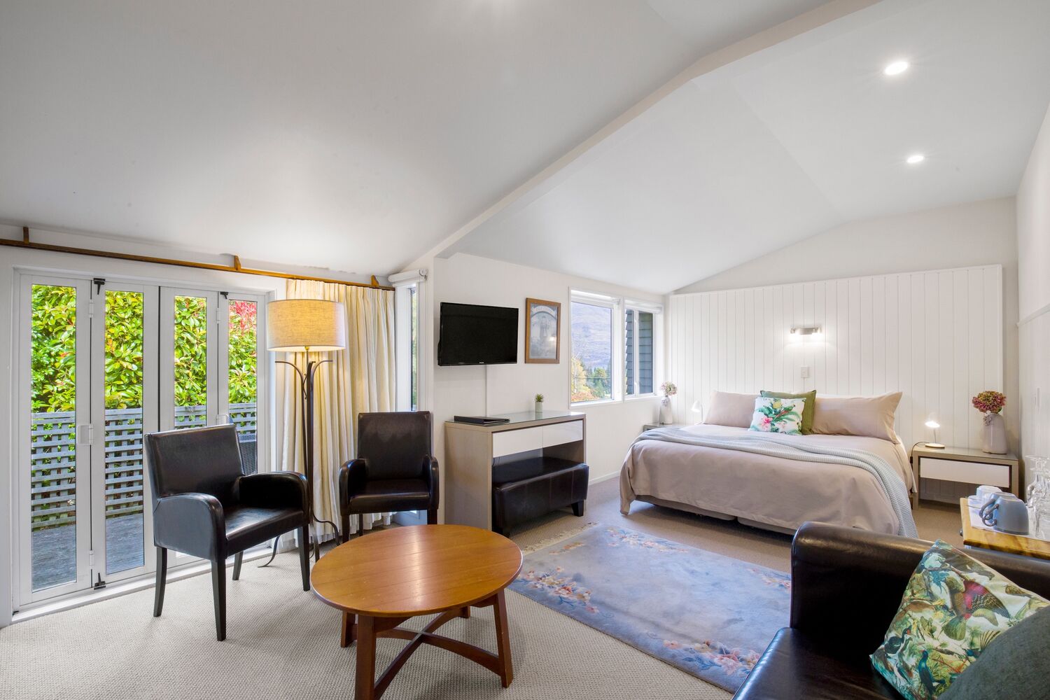Queenstown House Boutique Bed & Breakfast & Apartments Queenstown House Boutique Bed & Breakfast & Apartments