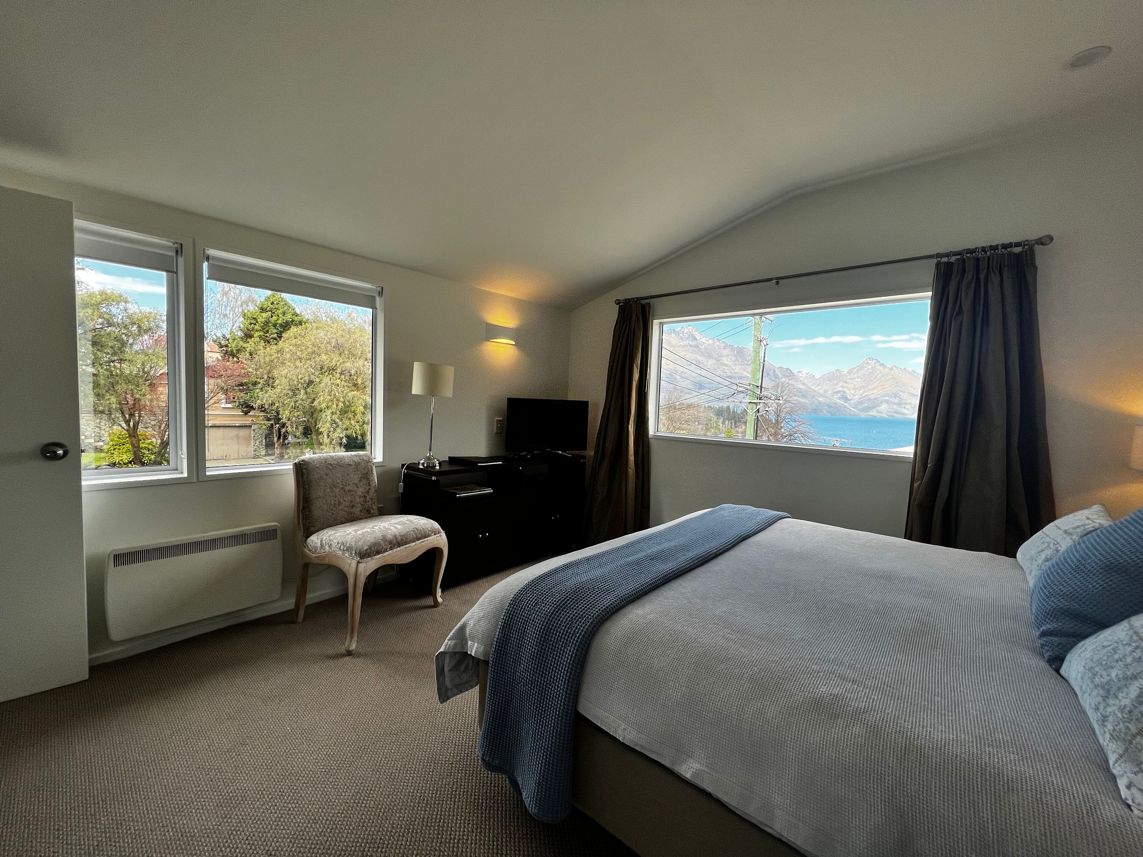 Queenstown House Boutique Bed & Breakfast & Apartments Queenstown House Boutique Bed & Breakfast & Apartments