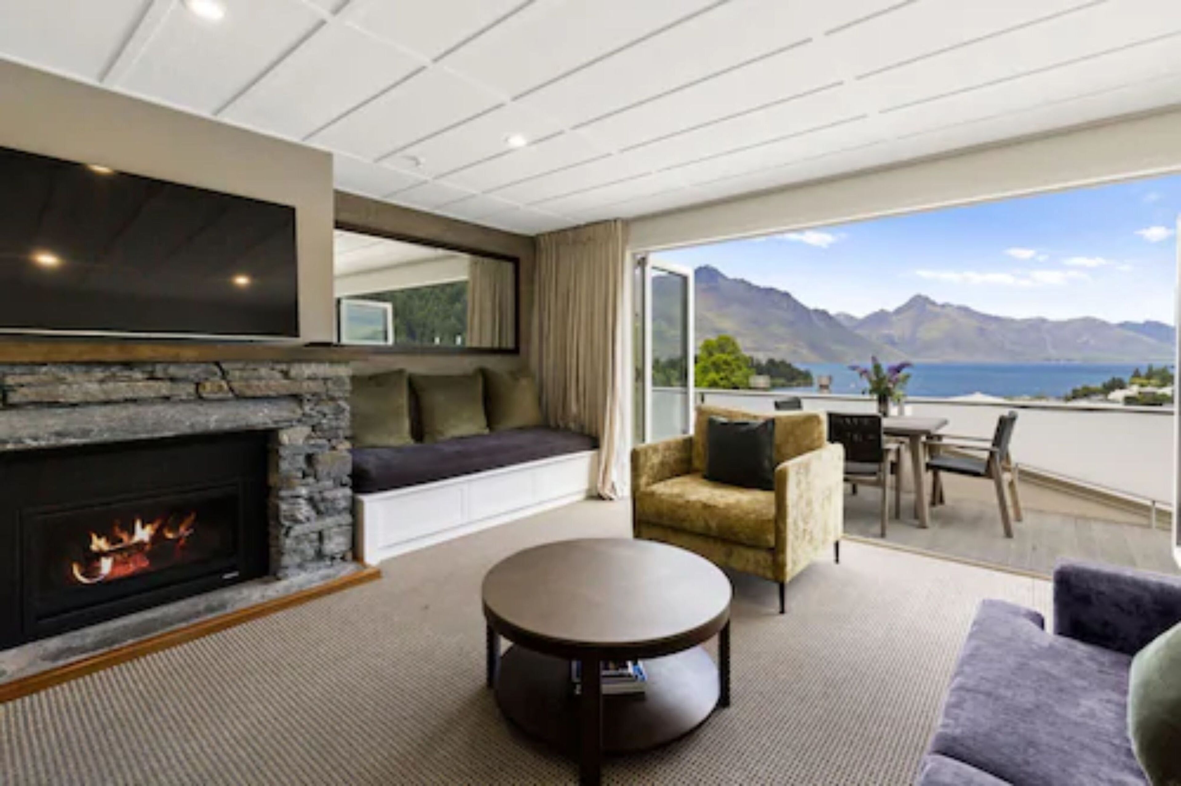 Queenstown House Boutique Bed & Breakfast & Apartments Queenstown House Boutique Bed & Breakfast & Apartments