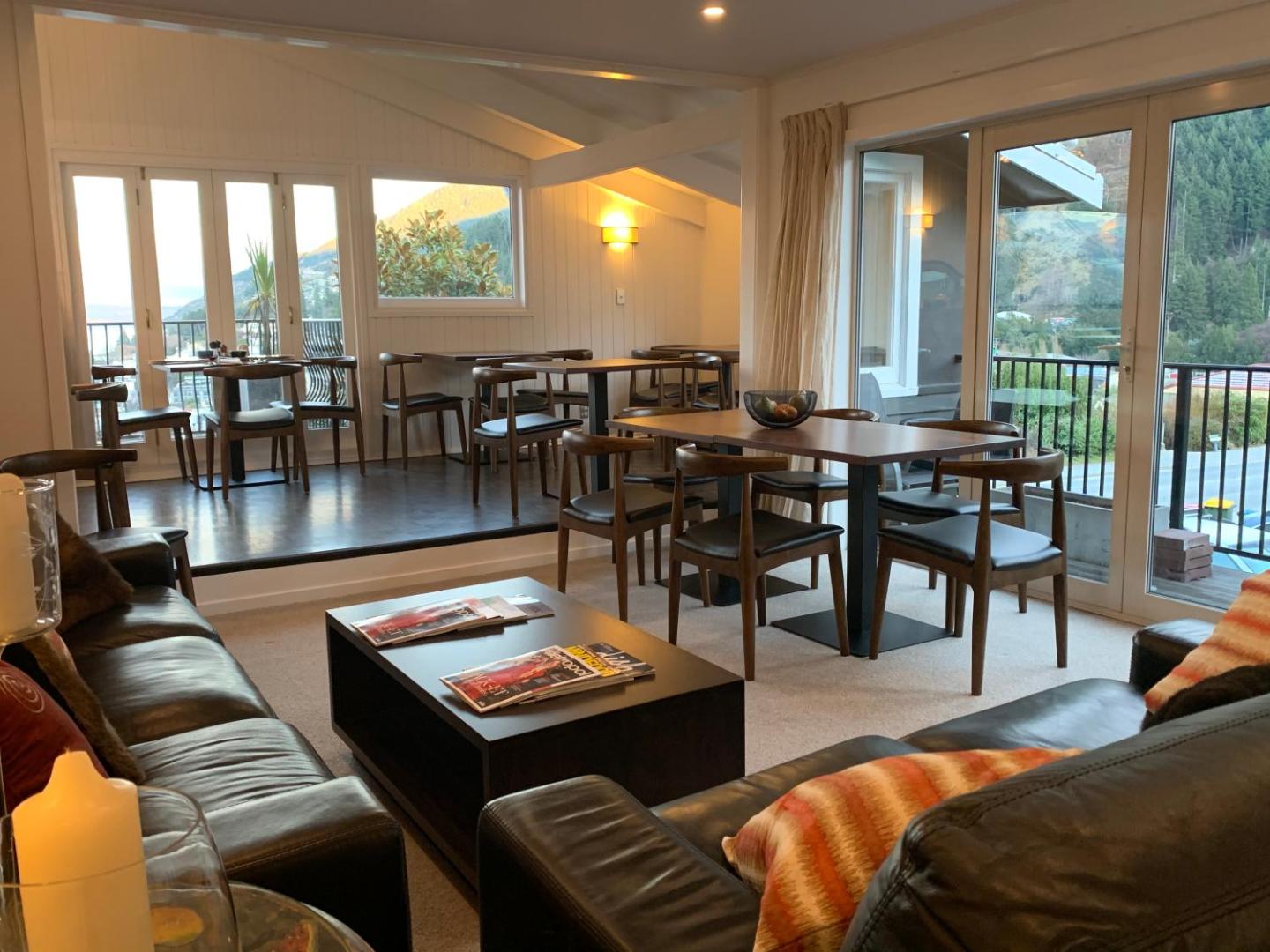 Queenstown House Boutique Bed & Breakfast & Apartments Queenstown House Boutique Bed & Breakfast & Apartments