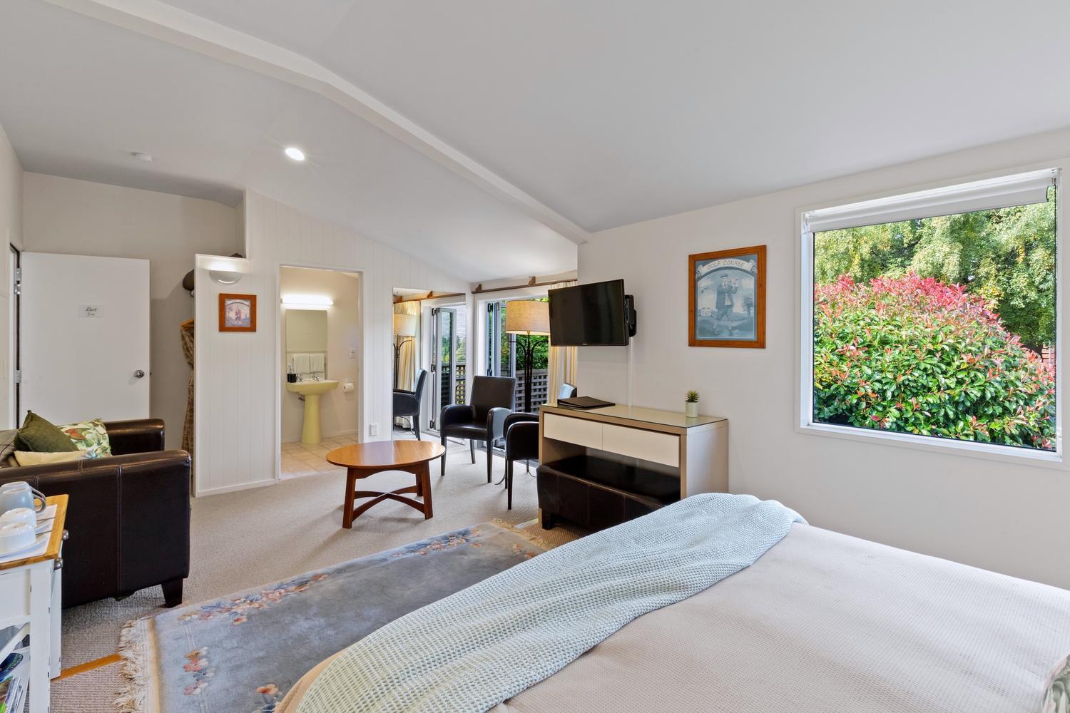 Queenstown House Boutique Bed & Breakfast & Apartments Queenstown House Boutique Bed & Breakfast & Apartments