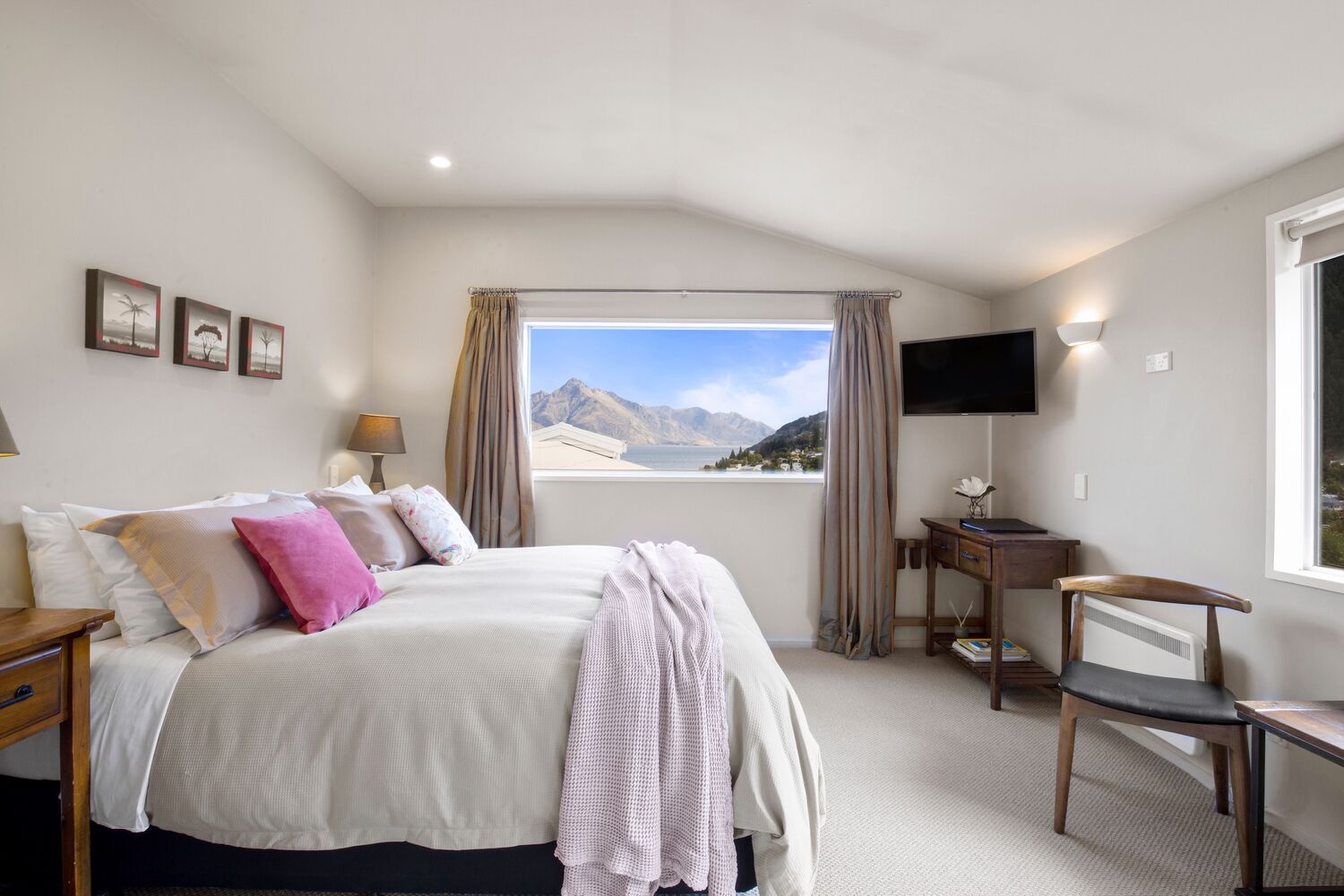 Queenstown House Boutique Bed & Breakfast & Apartments Queenstown House Boutique Bed & Breakfast & Apartments