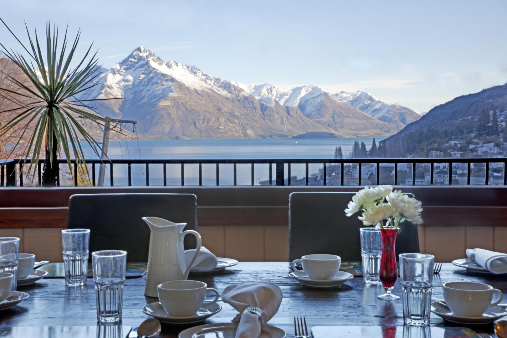 Queenstown House Boutique Bed & Breakfast & Apartments Queenstown House Boutique Bed & Breakfast & Apartments