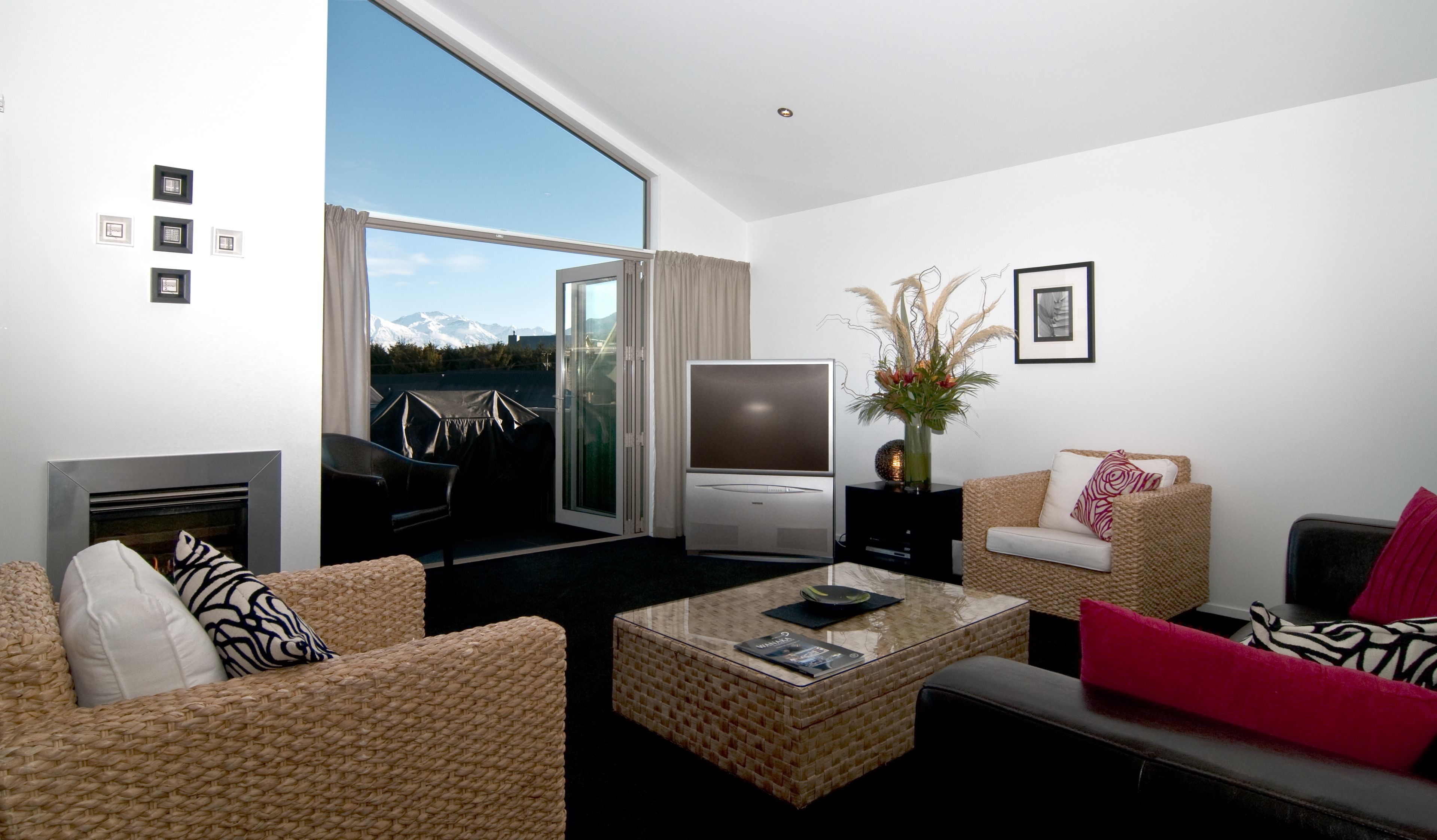 Alpine Resort Wanaka – managed by THC Hotels & Resorts Alpine Resort Wanaka – managed by THC Hotels & Resorts