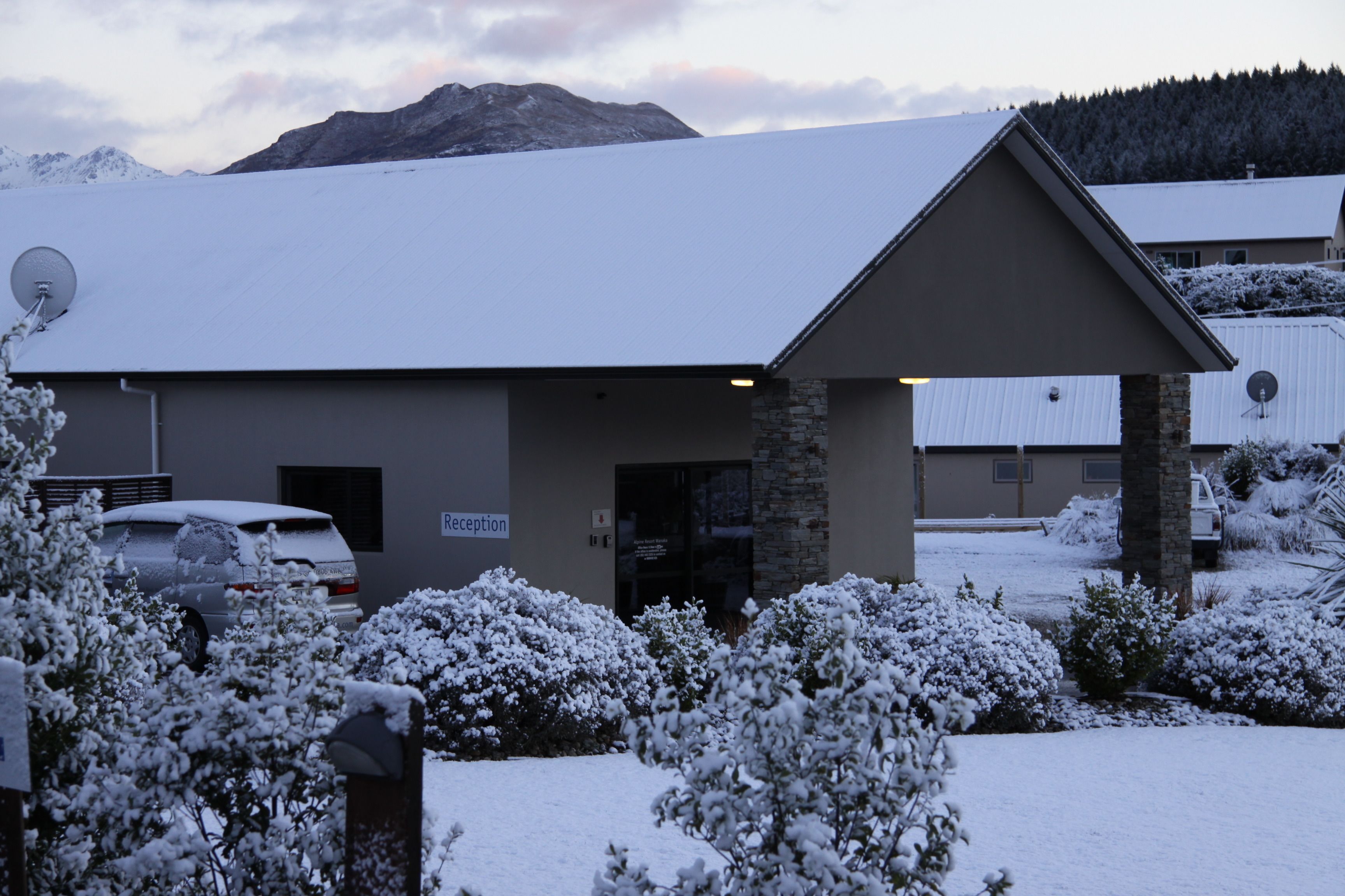 Alpine Resort Wanaka – managed by THC Hotels & Resorts Alpine Resort Wanaka – managed by THC Hotels & Resorts