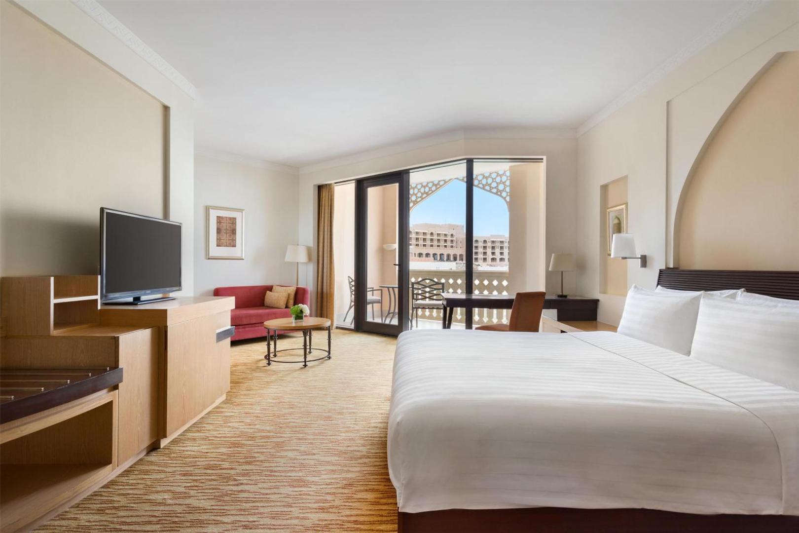 Hilton Muscat Al Bandar