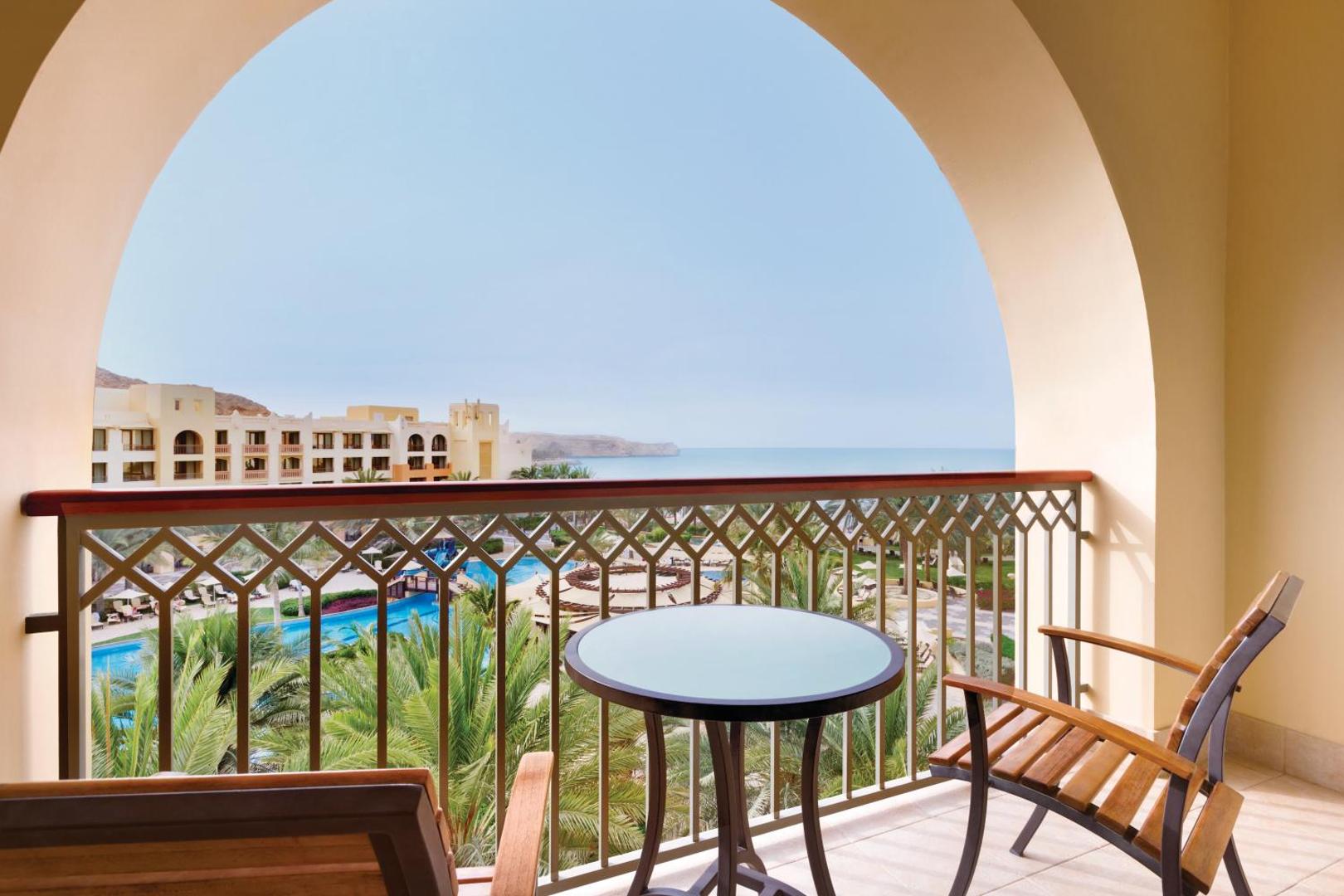 Hilton Muscat Al Bandar