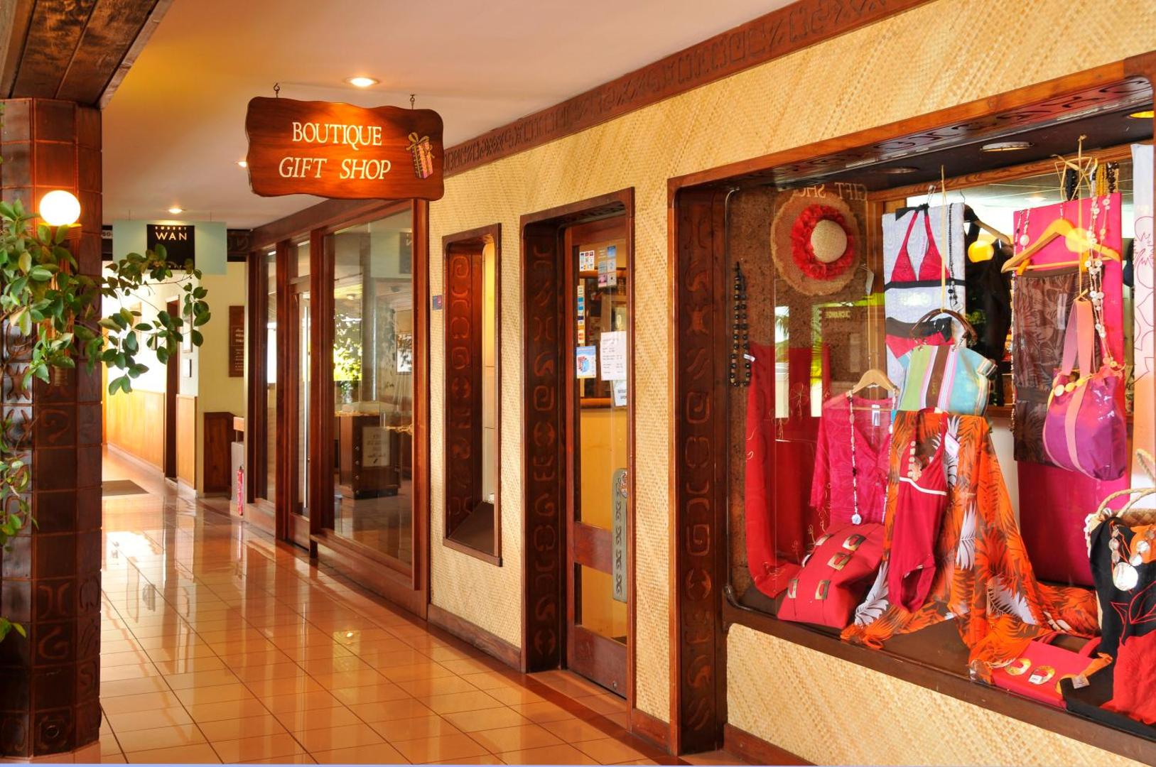 InterContinental Resort Tahiti InterContinental Resort Tahiti