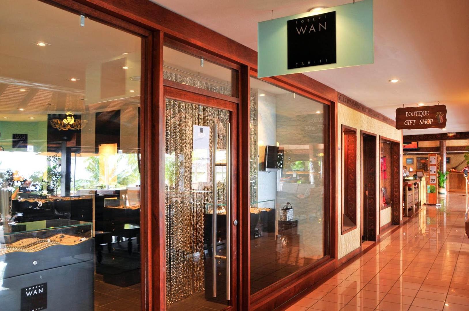 InterContinental Resort Tahiti InterContinental Resort Tahiti