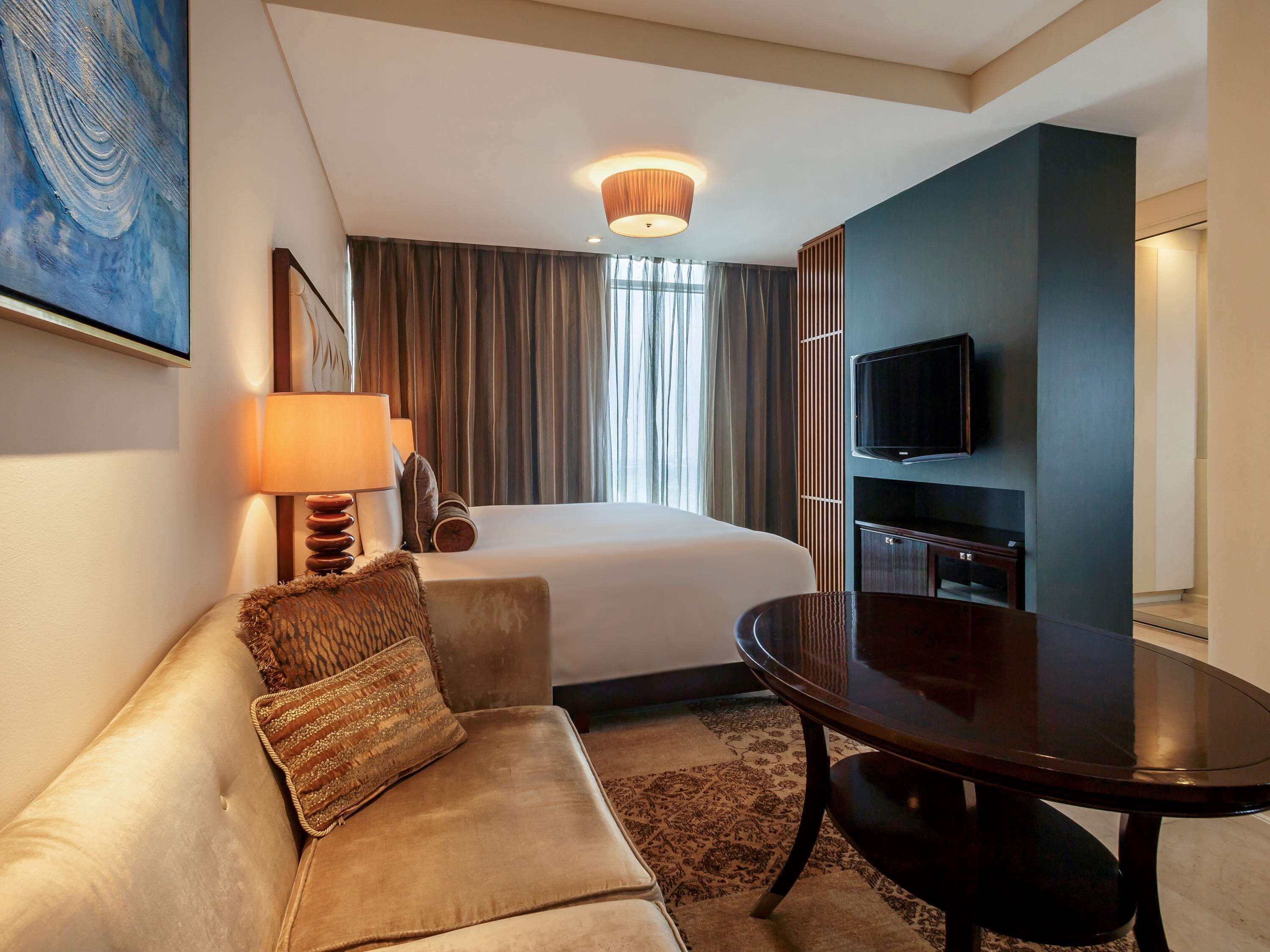 Joy Nostalg Hotel & Suites Manila Joy Nostalg Hotel & Suites Manila