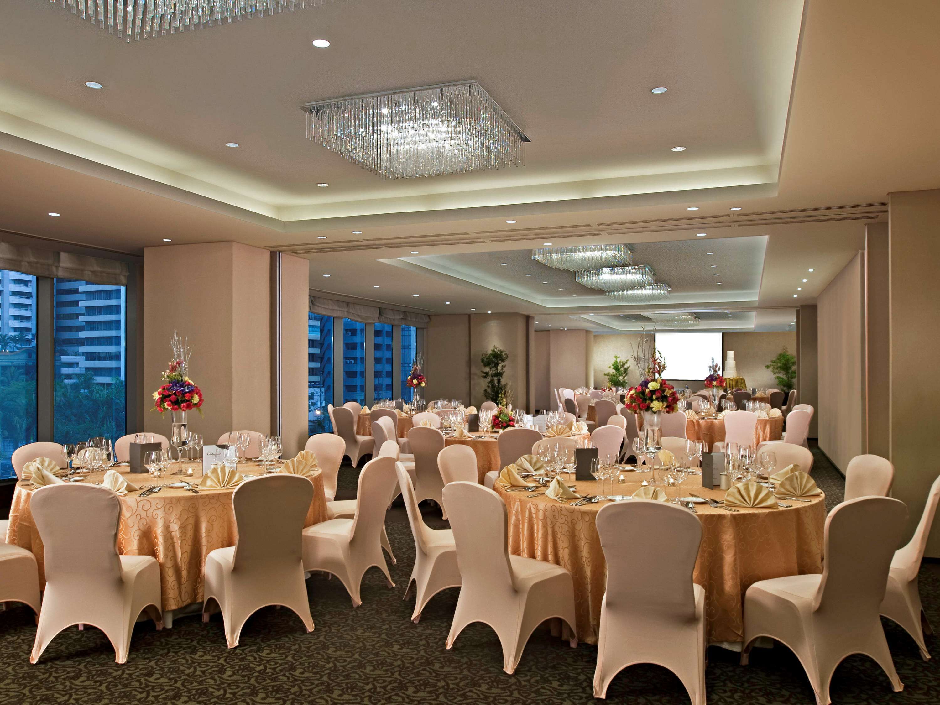 Joy Nostalg Hotel & Suites Manila Joy Nostalg Hotel & Suites Manila