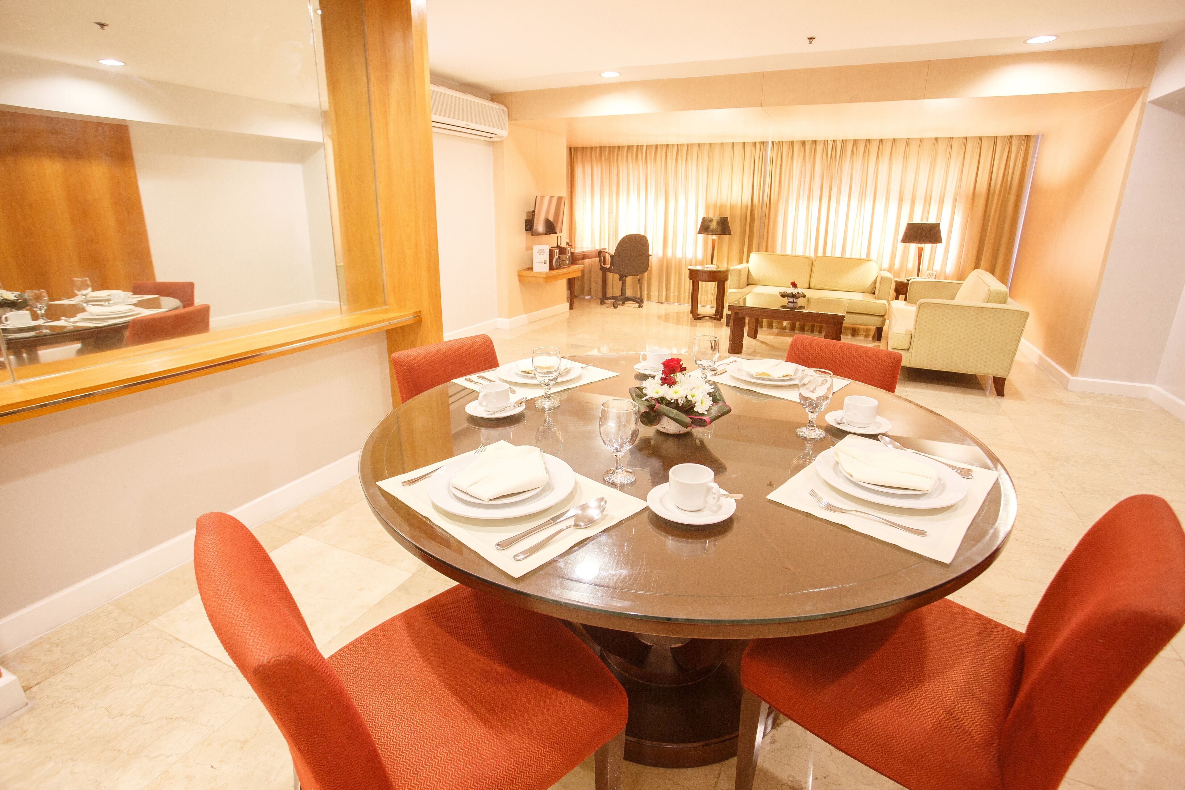 Linden Suites Linden Suites