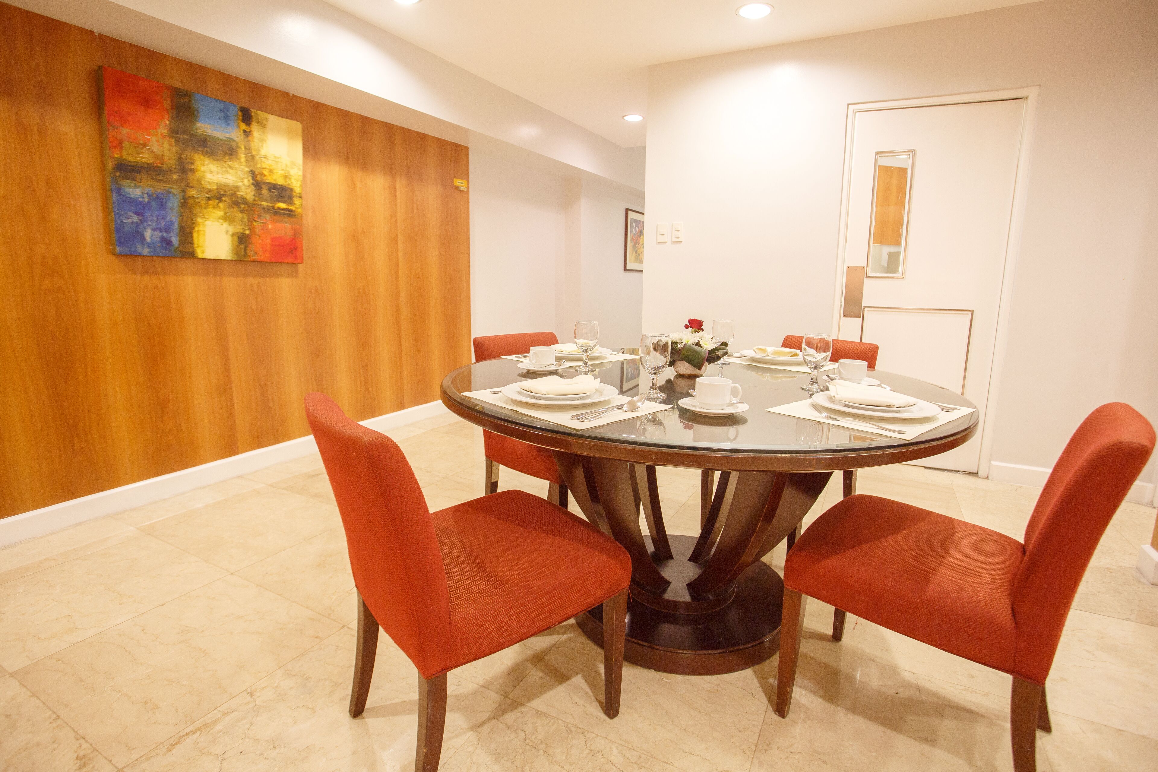 Linden Suites Linden Suites