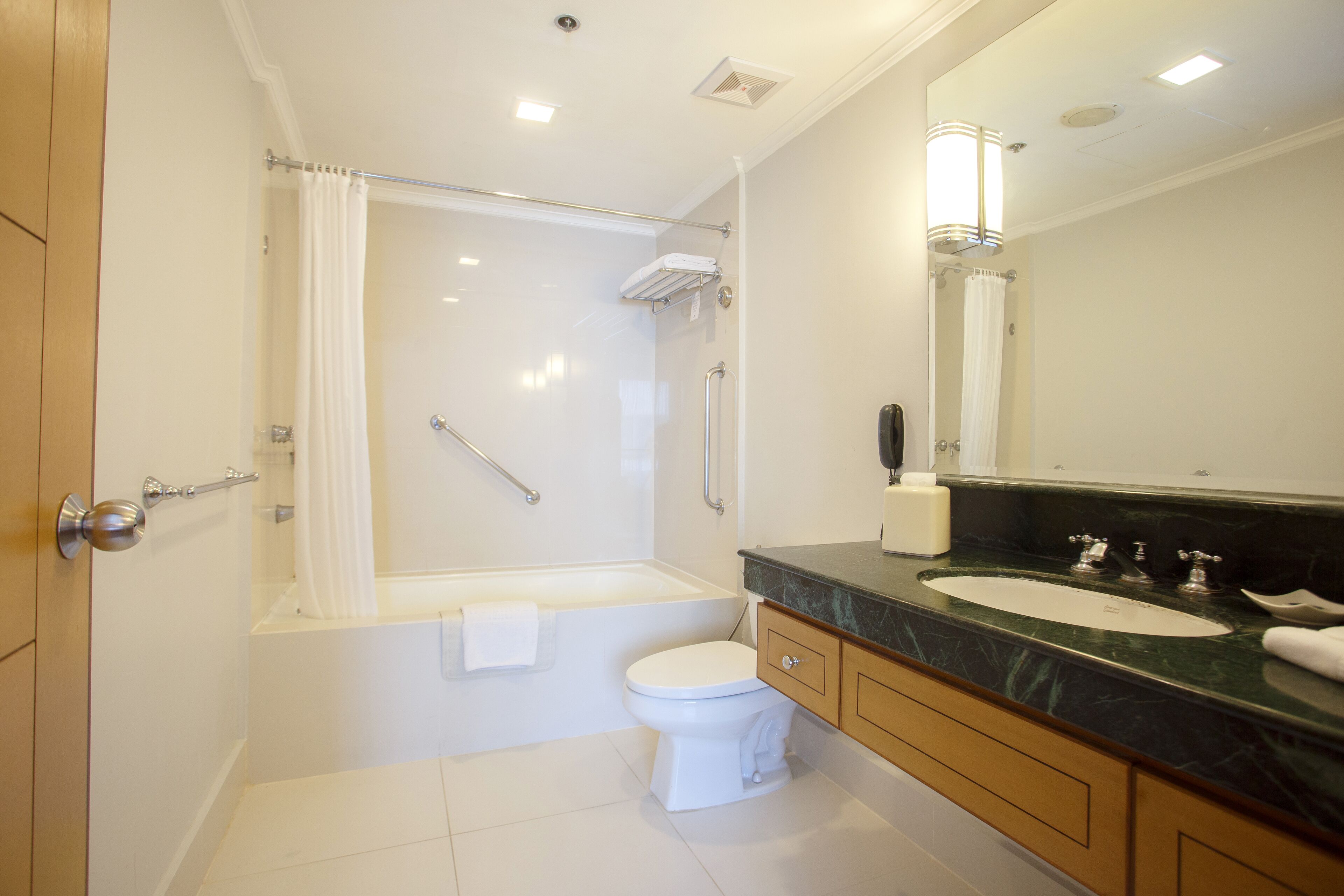 Linden Suites Linden Suites