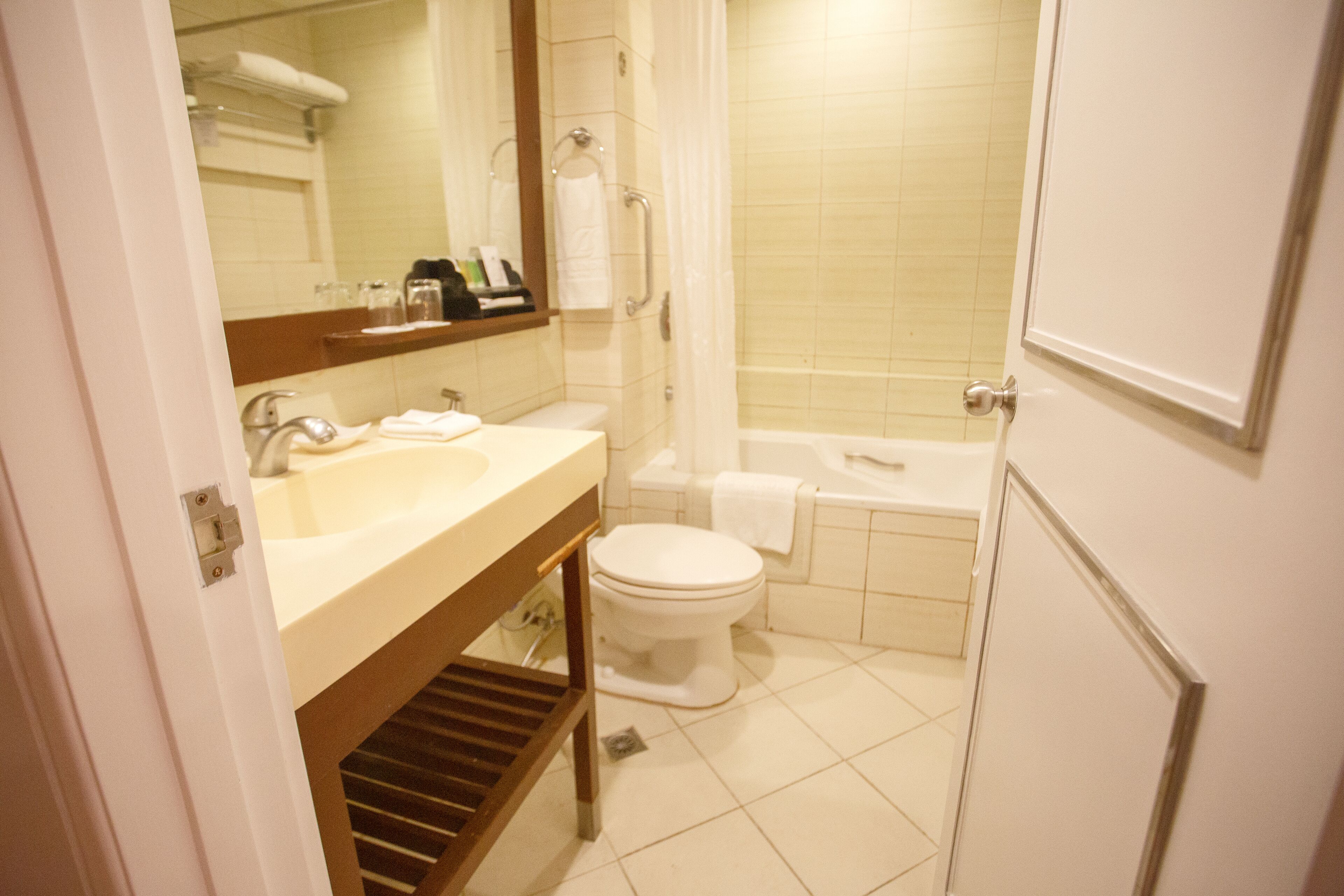 Linden Suites Linden Suites