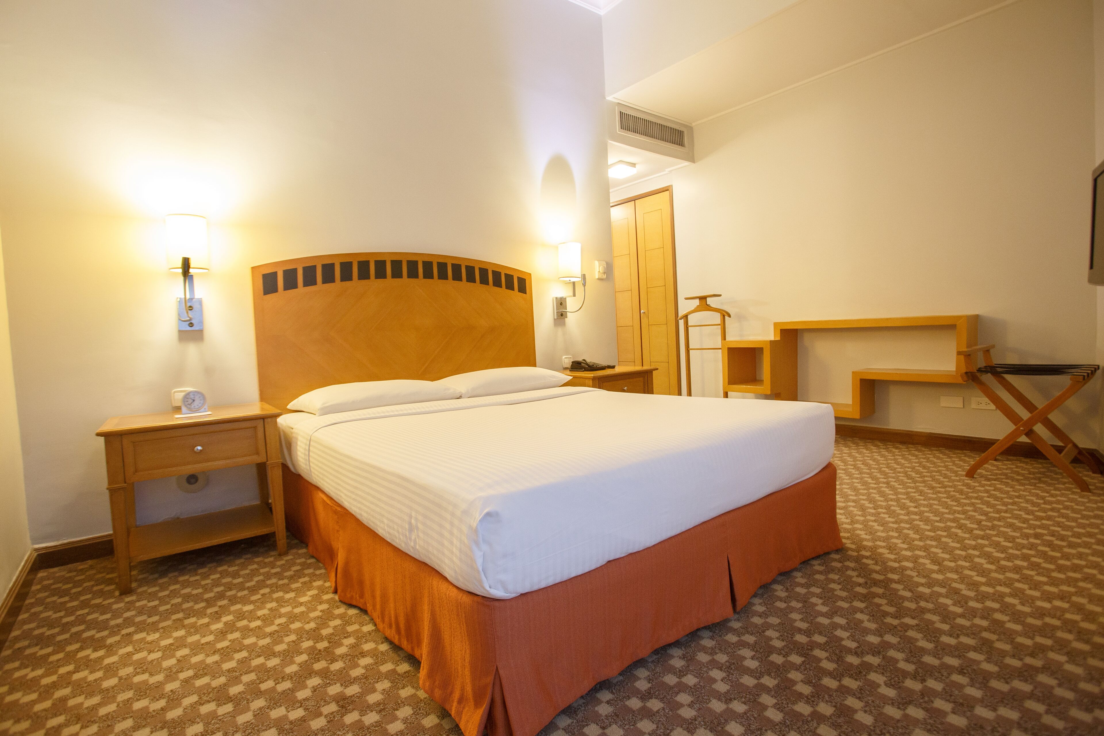 Linden Suites Linden Suites