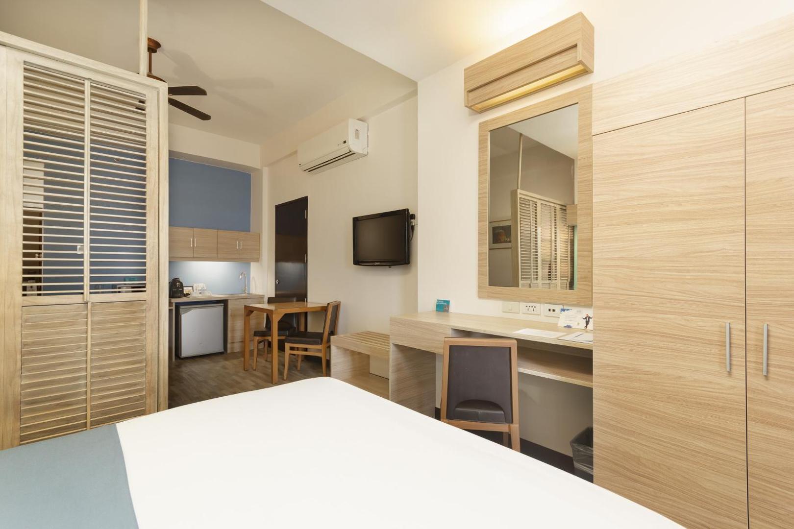 Microtel by Wyndham Mall of Asia Microtel by Wyndham Mall of Asia