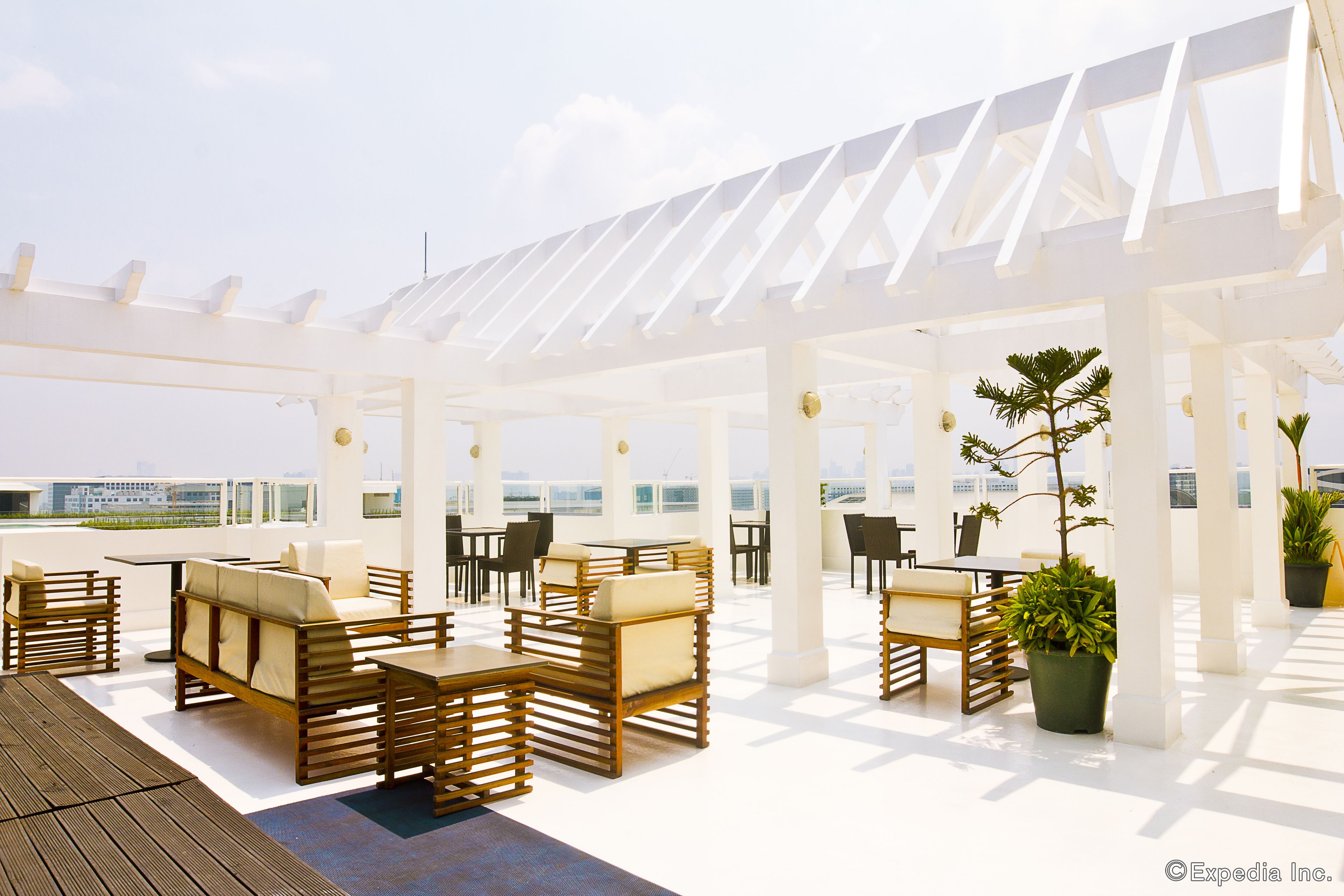 Microtel by Wyndham Mall of Asia Microtel by Wyndham Mall of Asia