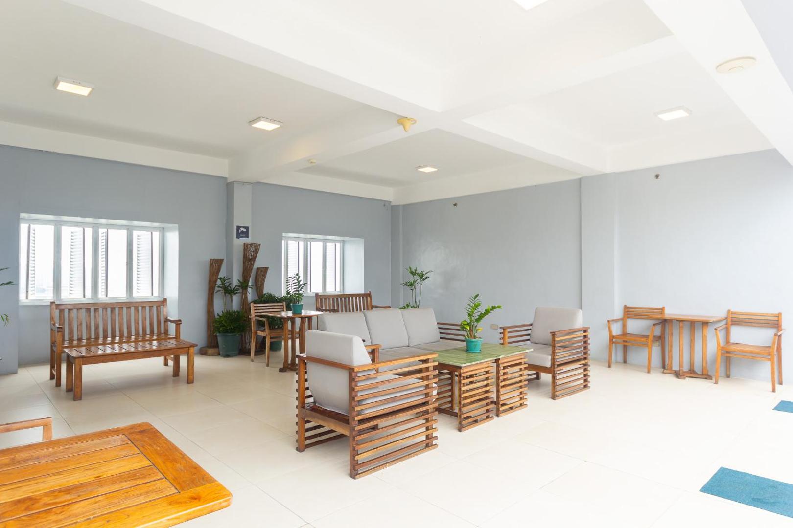 Microtel by Wyndham Mall of Asia Microtel by Wyndham Mall of Asia