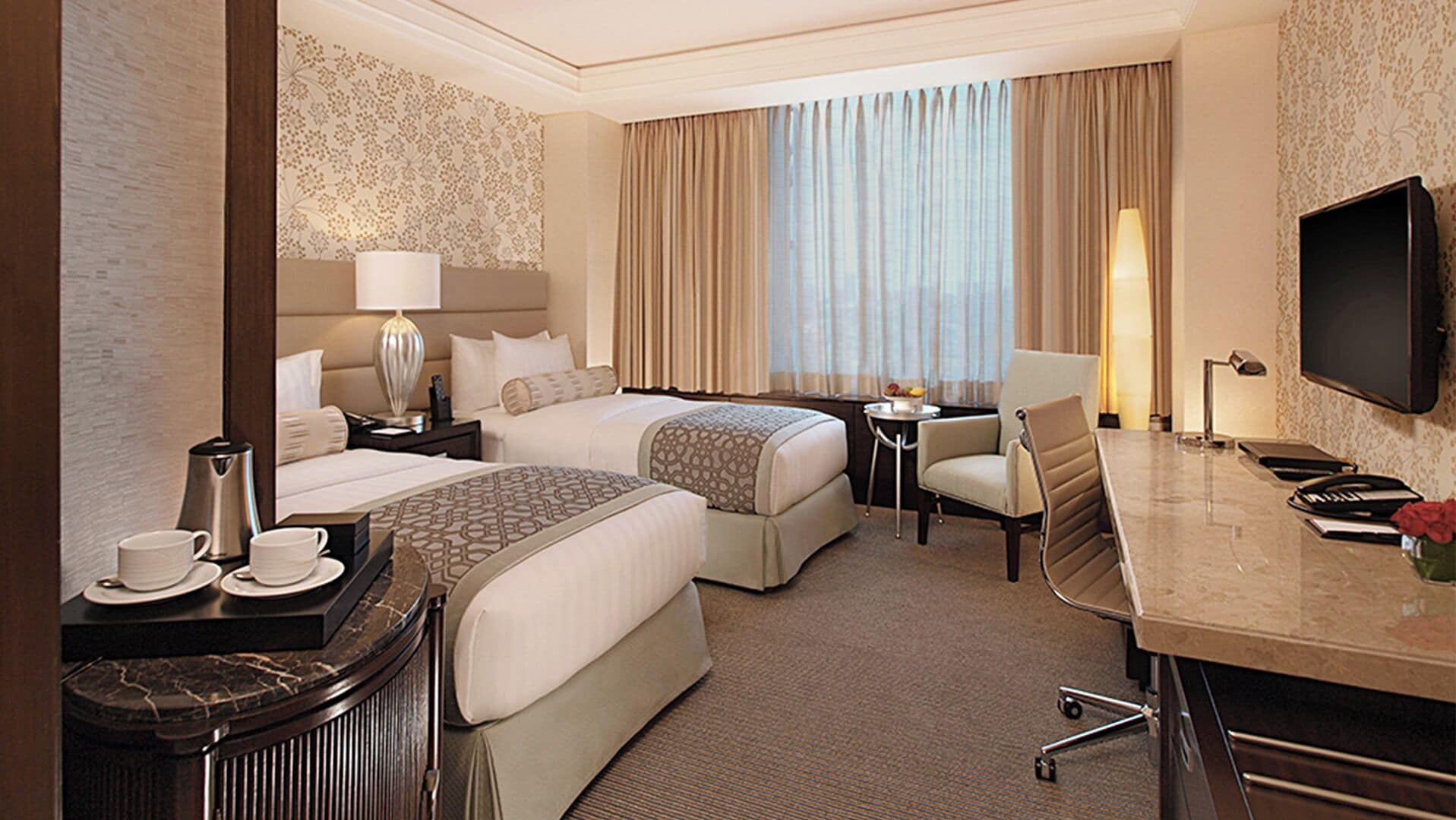 Crimson Hotel Filinvest City Manila Crimson Hotel Filinvest City Manila
