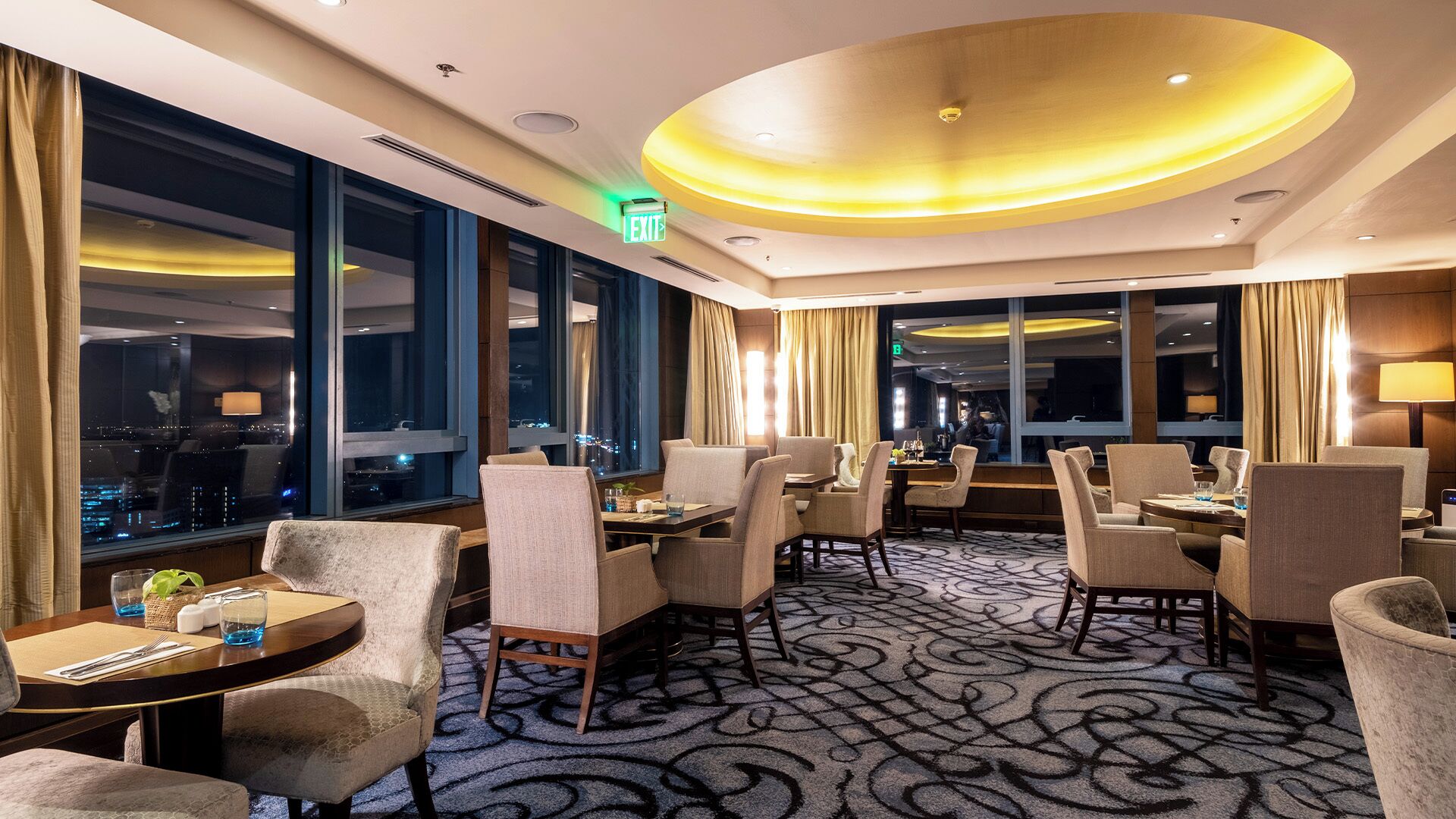 Crimson Hotel Filinvest City Manila Crimson Hotel Filinvest City Manila