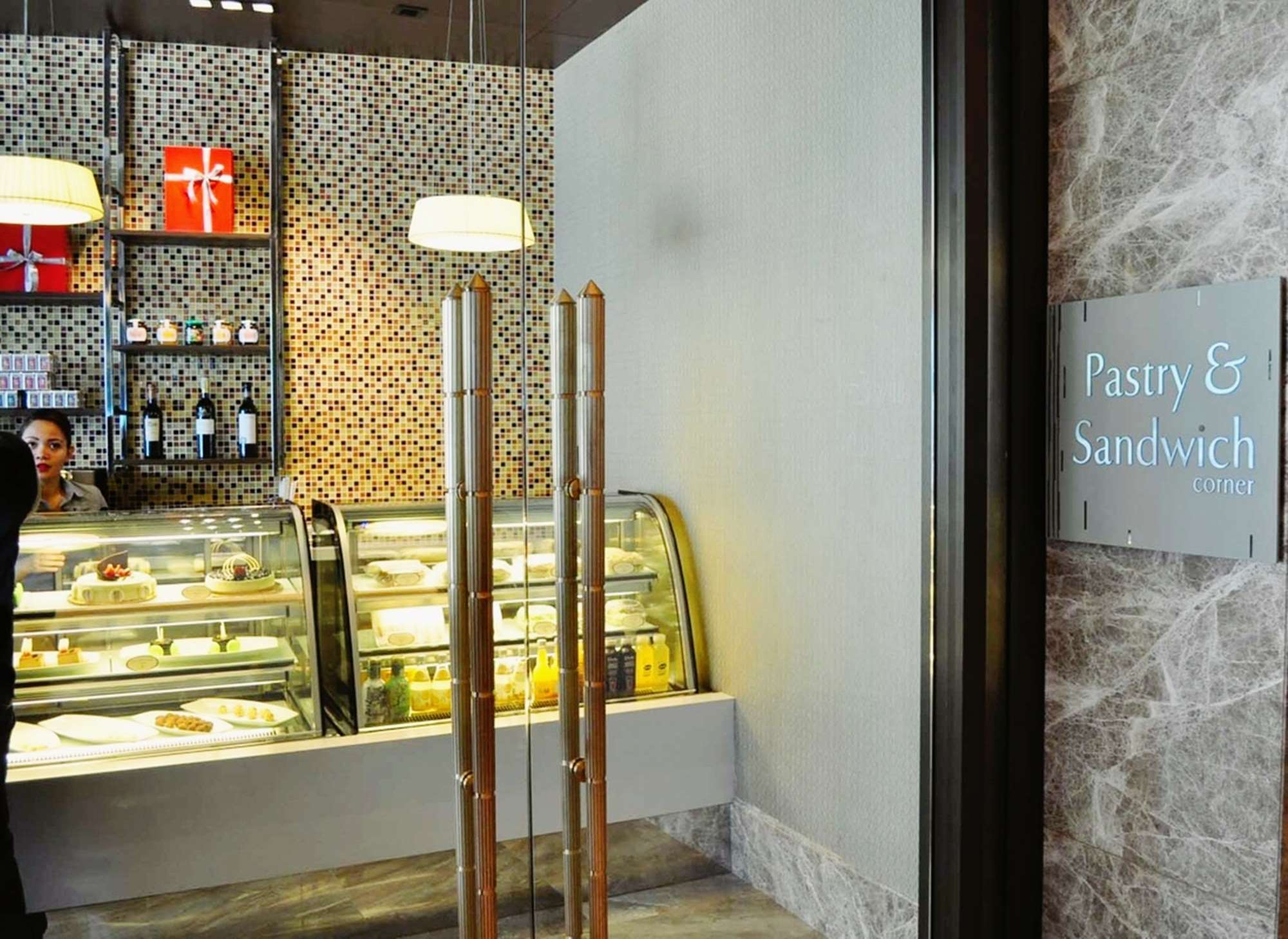 Crimson Hotel Filinvest City Manila Crimson Hotel Filinvest City Manila