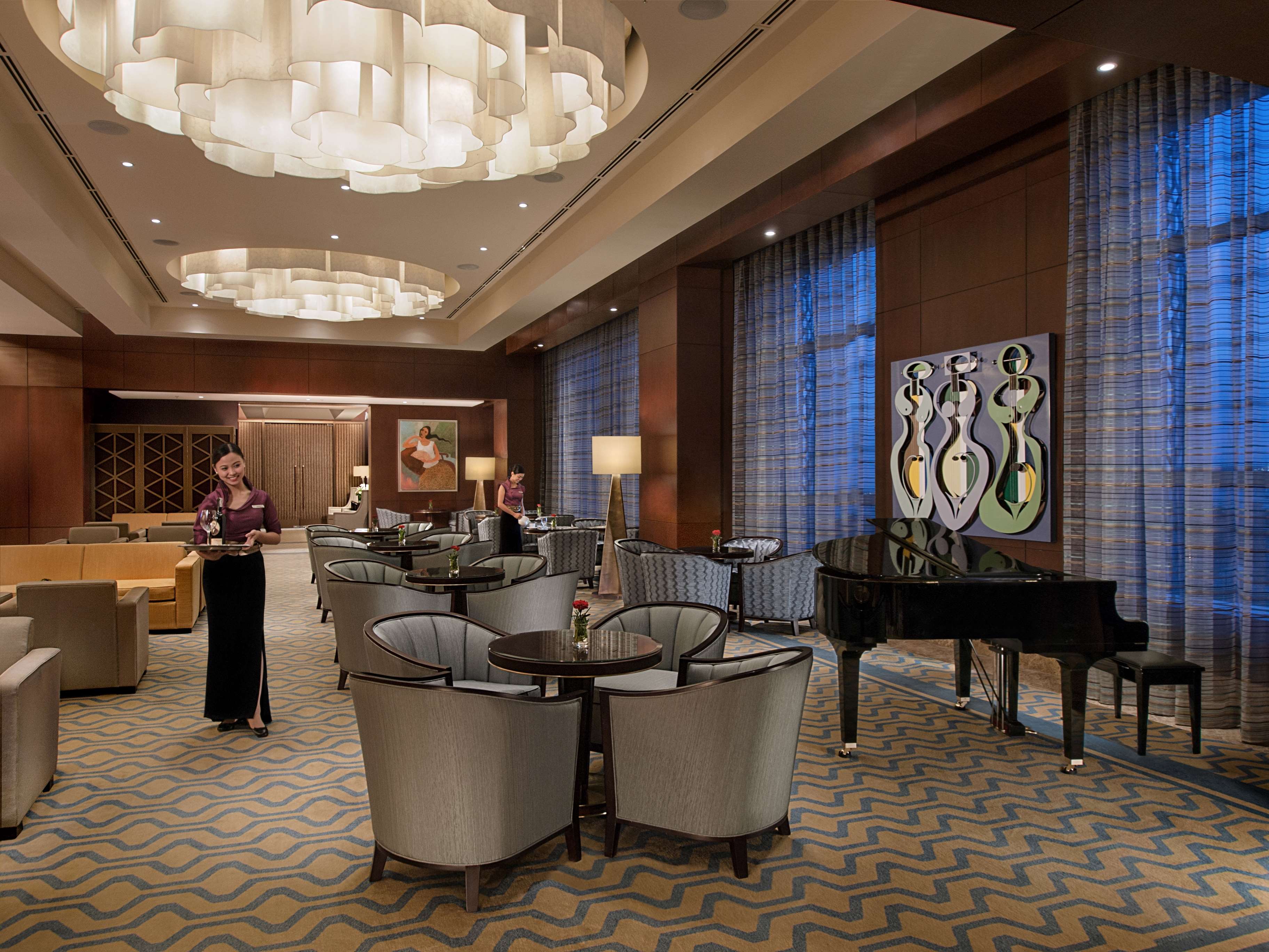 Crimson Hotel Filinvest City Manila Crimson Hotel Filinvest City Manila