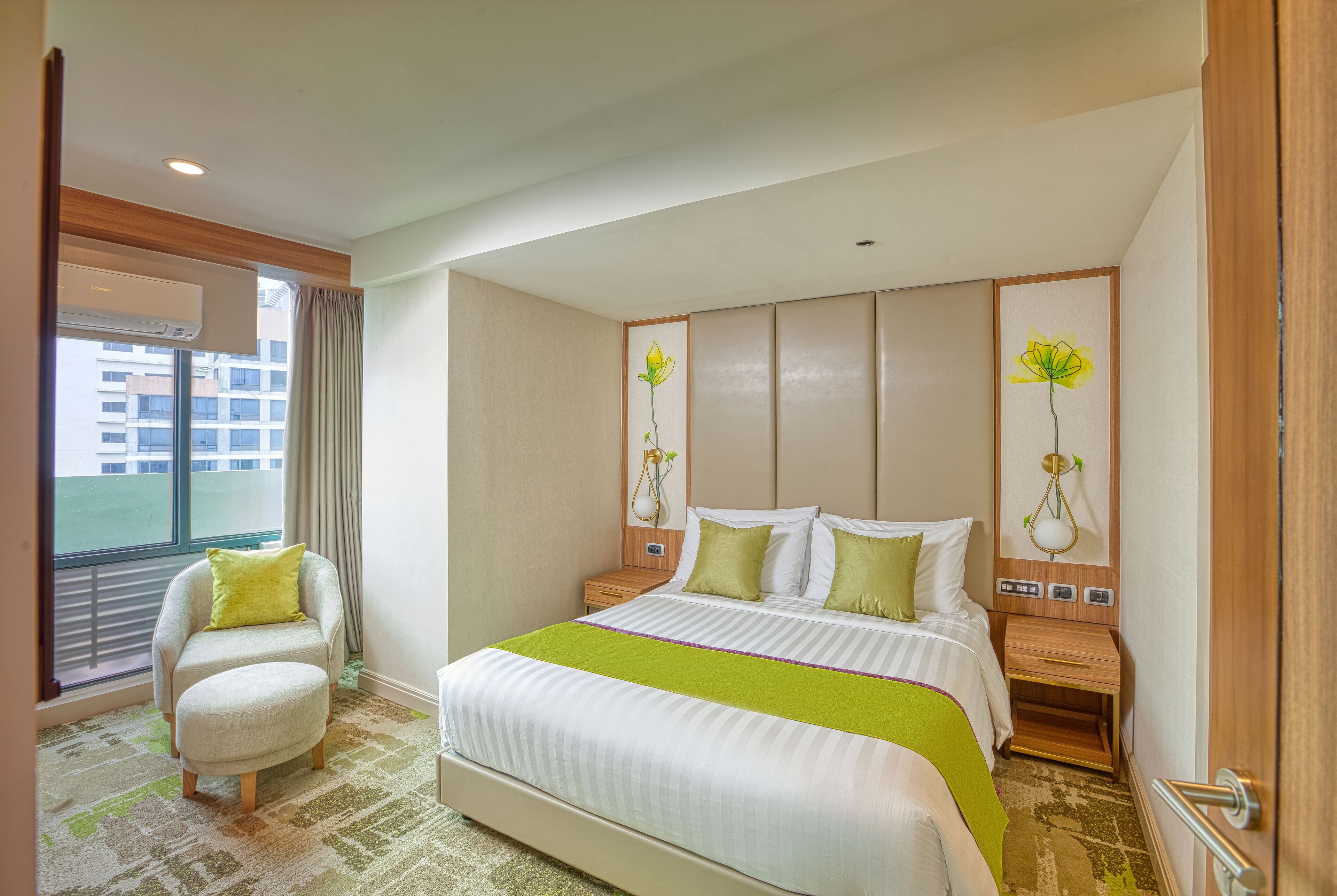 Eastwood Richmonde Eastwood Richmonde