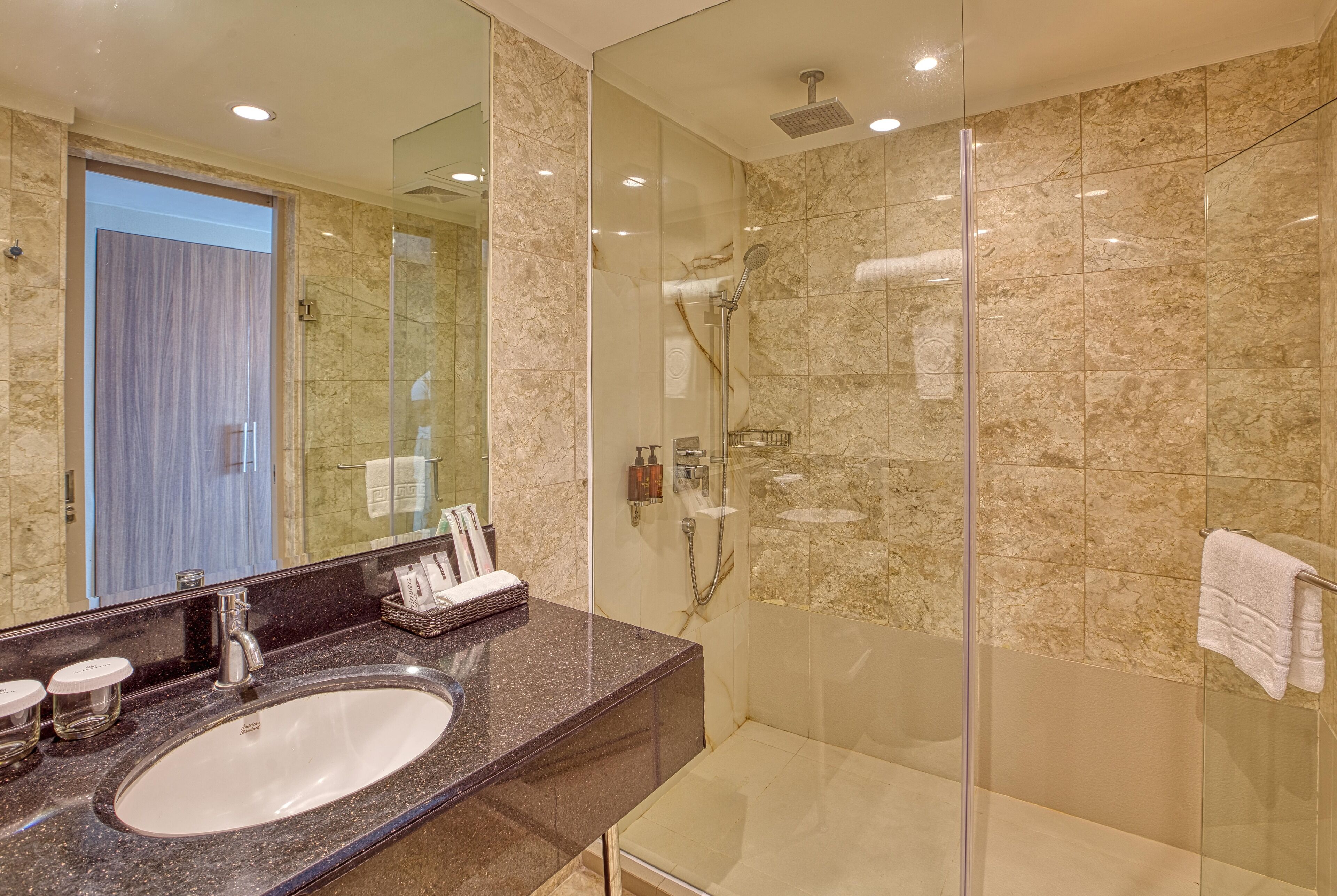 Eastwood Richmonde Eastwood Richmonde